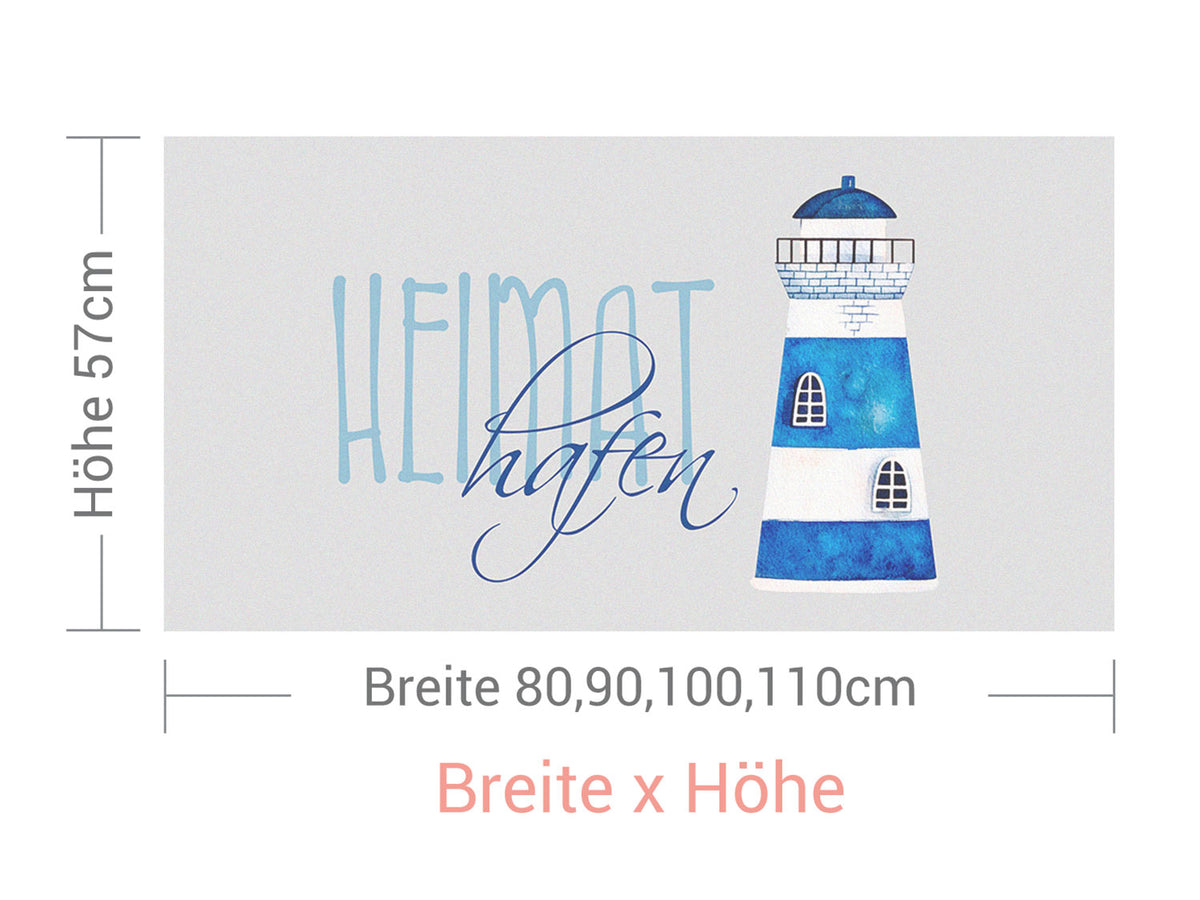 Leuchtturm in Blau und Weiß mit Schriftzug „Heimat Hafen“.