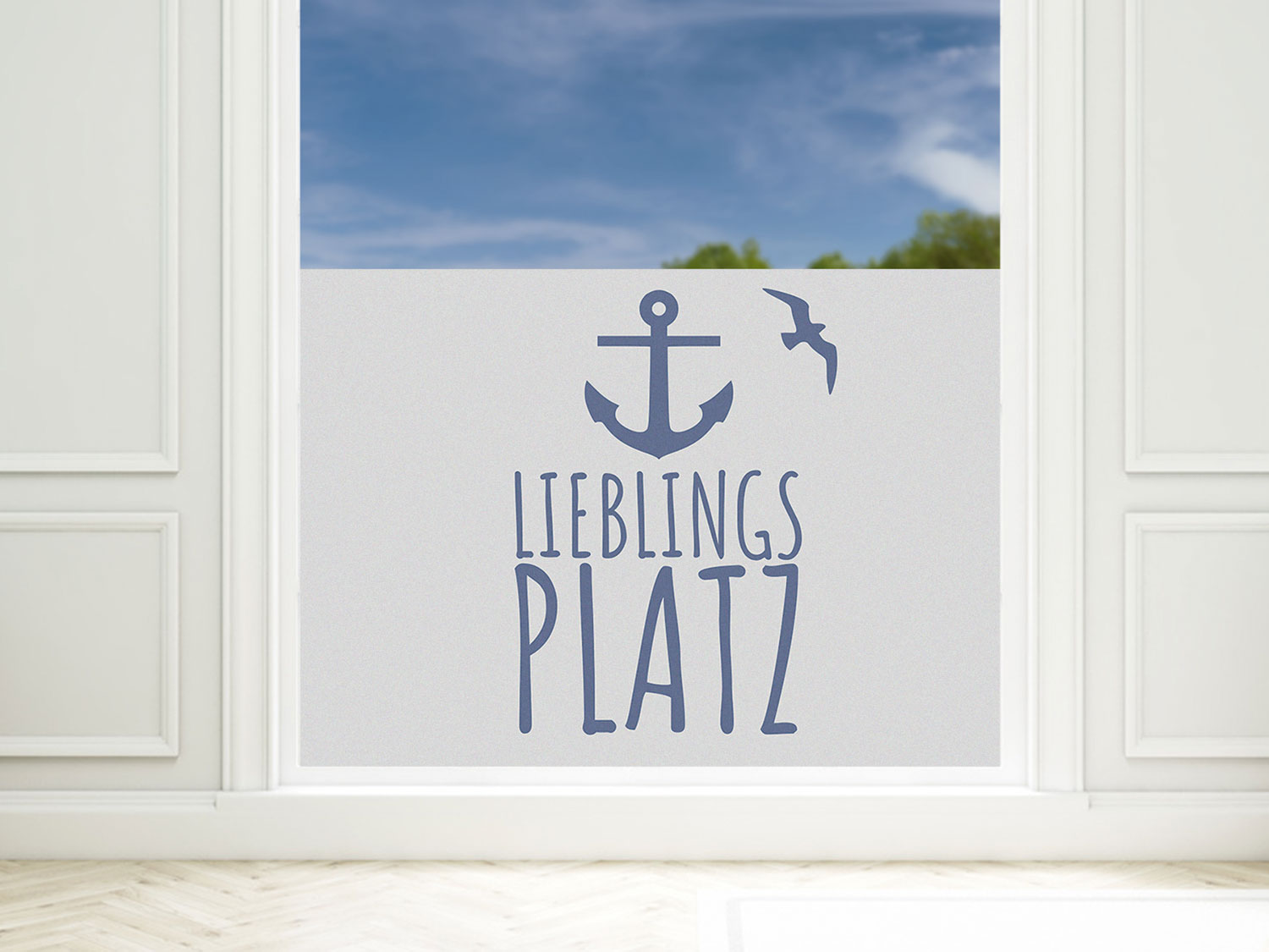 Lieblingsplatz Schriftzug in Blau mit Anker und Vogel.