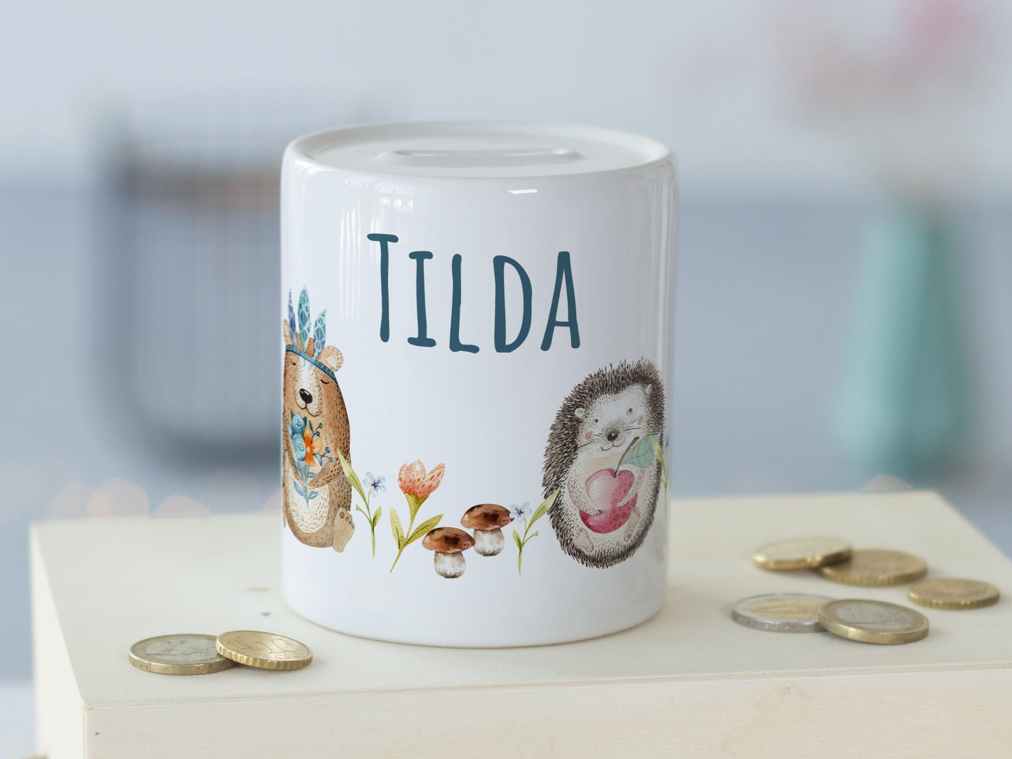 Spardose mit Igel- und Maulwurf-Motiv, weiß, "TILDA".