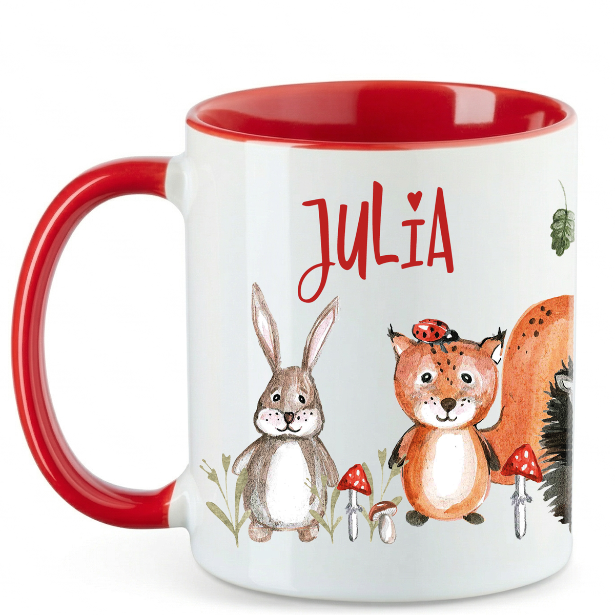 Tasse mit rotem Henkel, Tiermotiven und dem Namen Julia.