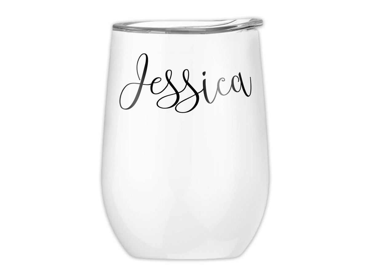 Weißer Becher mit schwarzer Schrift "Jessica".