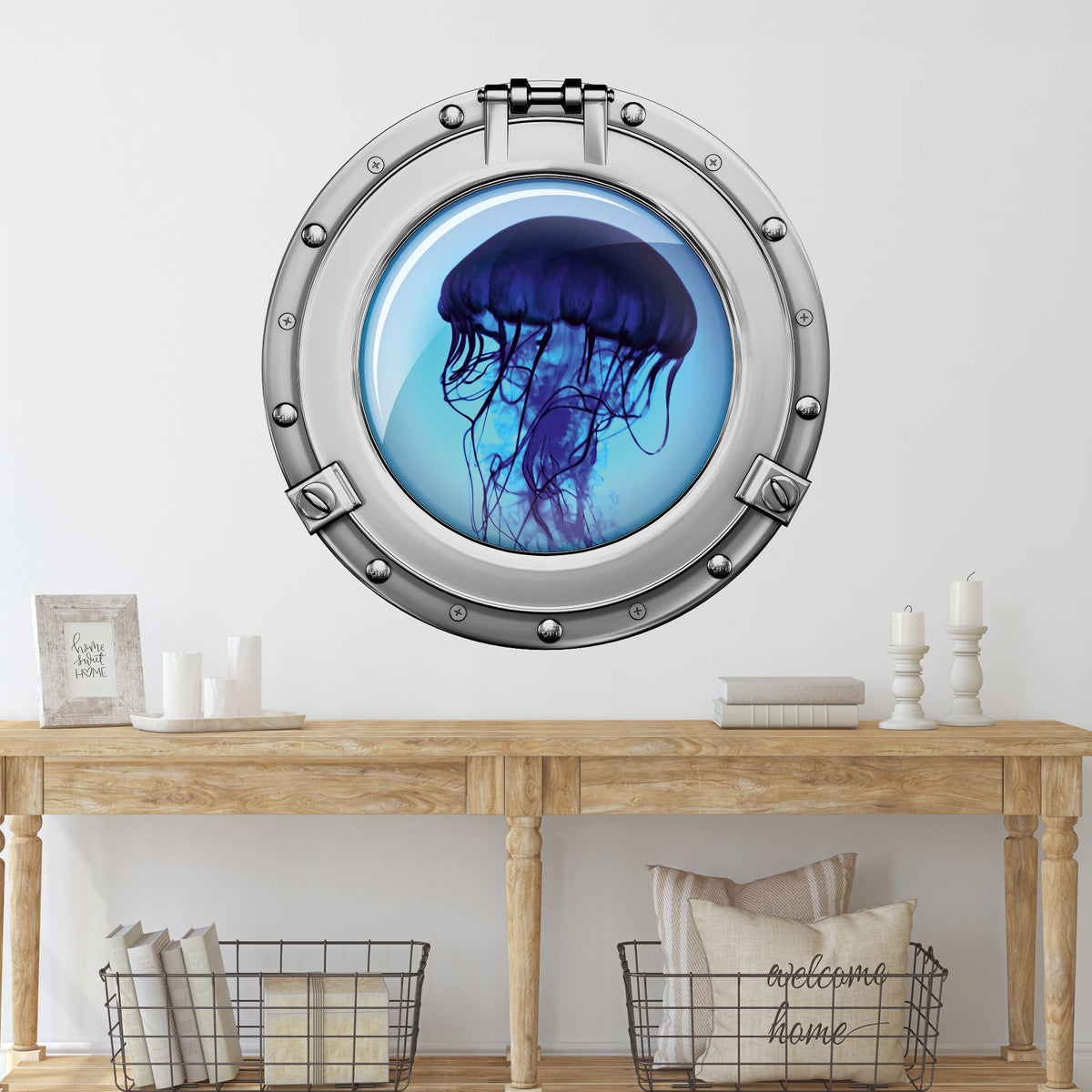 Medusenbild in blauen und lila Farben, runder Rahmen.