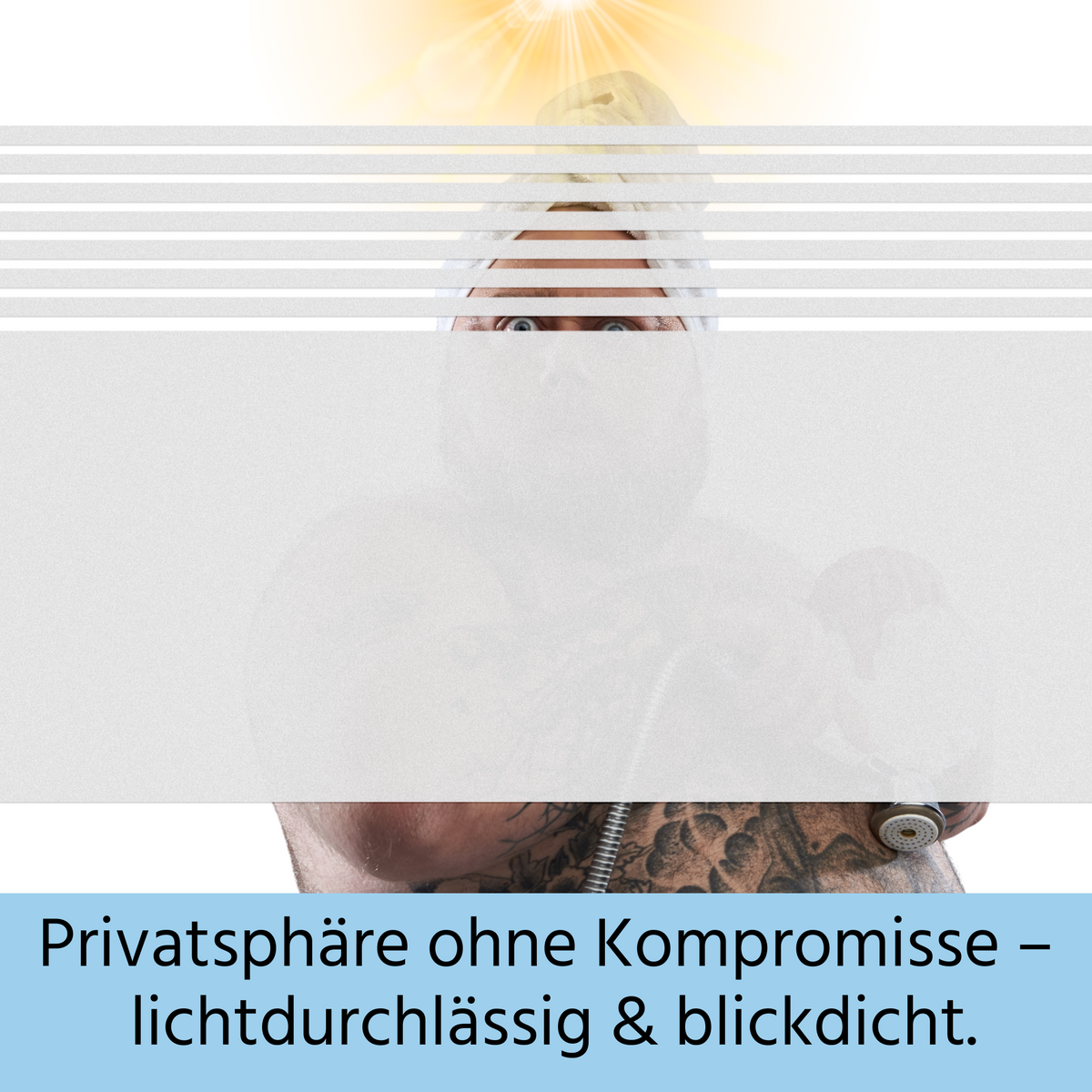 Fensterfolie mit schlichten Streifen