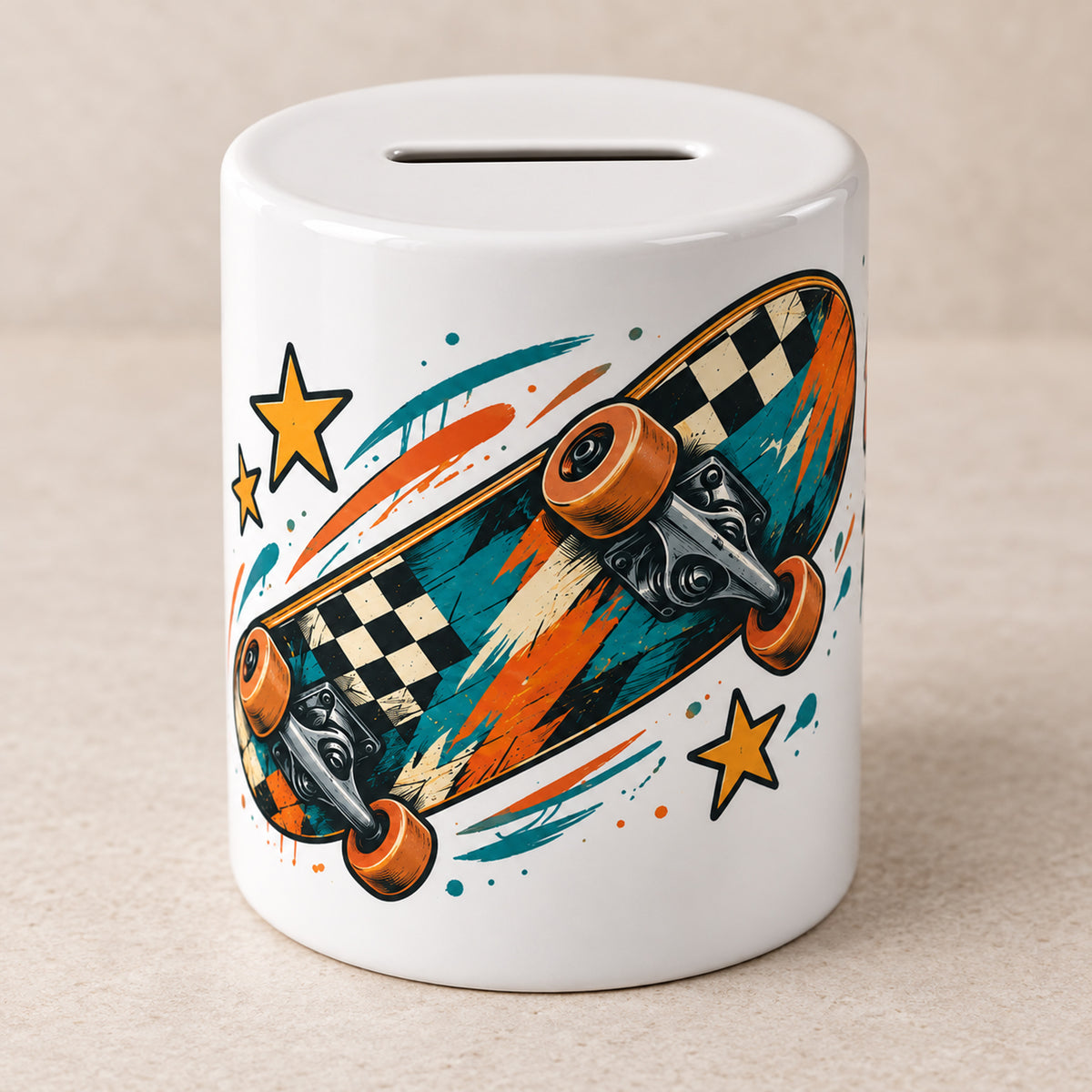 Spardose Skateboard mit Namen – Wunschziel – Hauptbild, Beispielname Mika