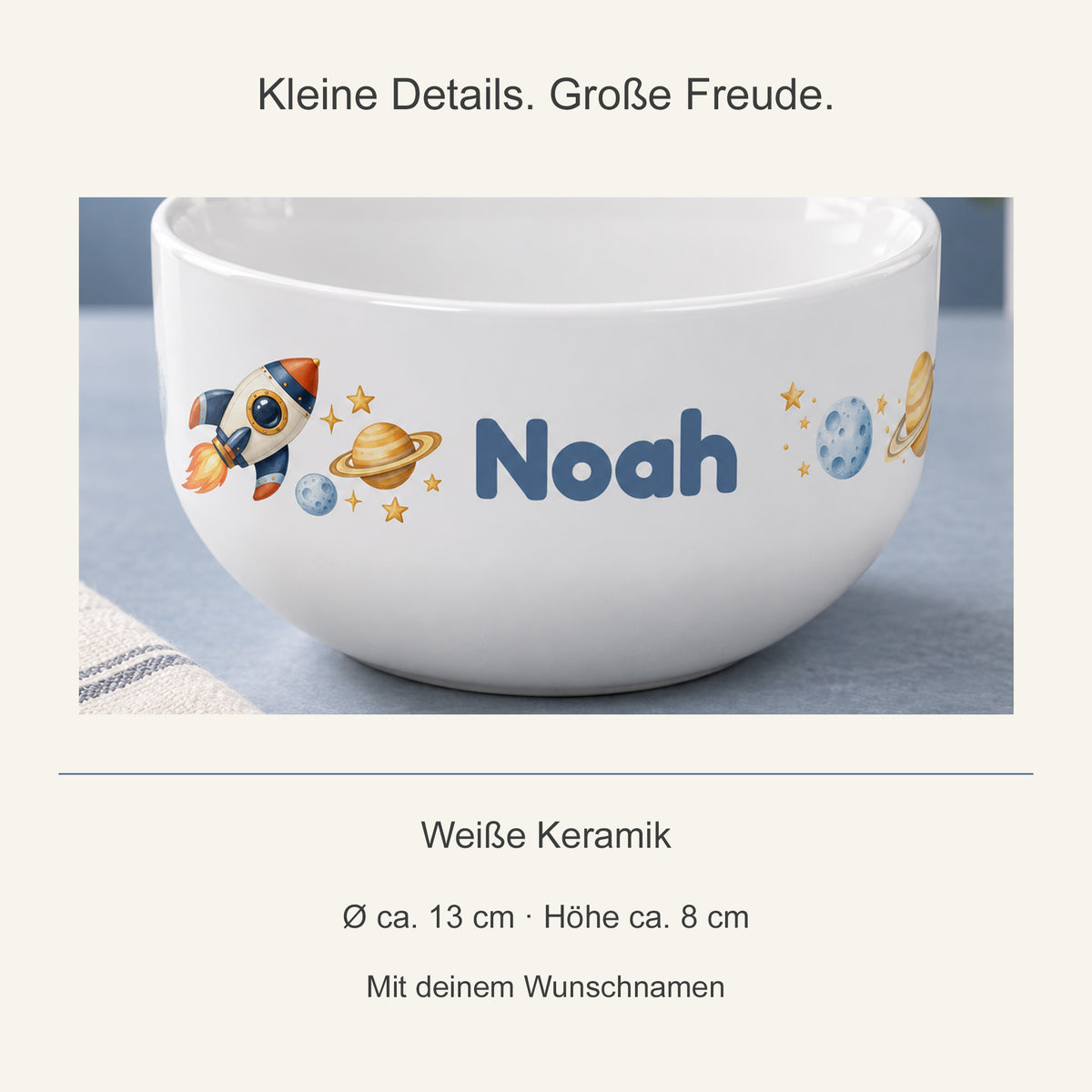 Motivdetail der Keramikschale und Angaben zu Größe und Personalisierung