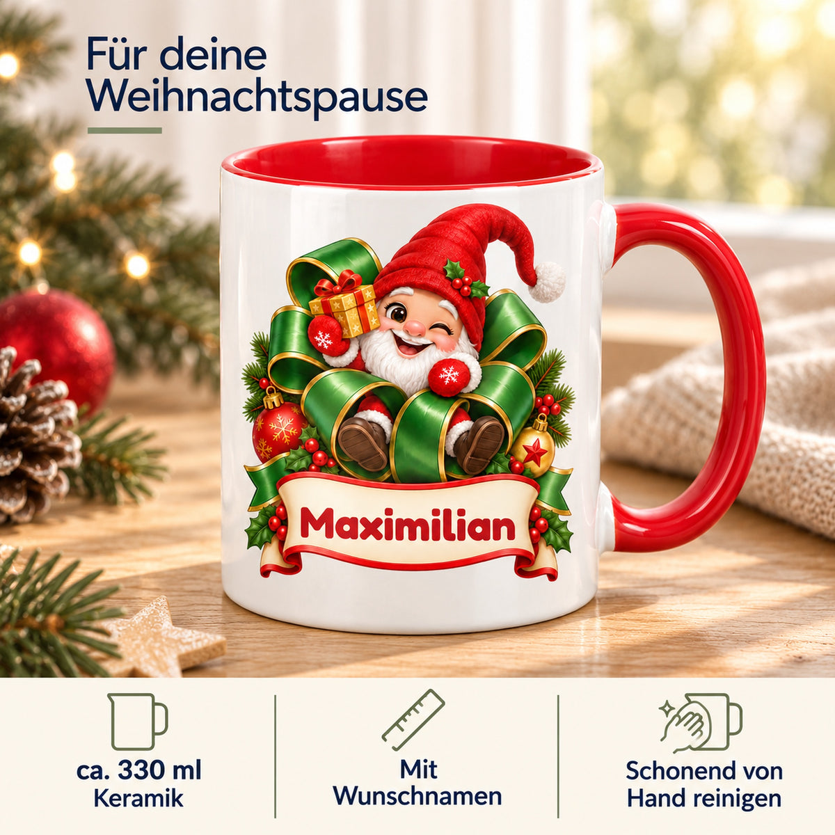 Personalisierte Weihnachtstasse Wichtel im Geschenkband, außen weiß mit rotem Henkel und roter Innenseite – Produktdetails mit 330 ml, Keramik und Wunschname.