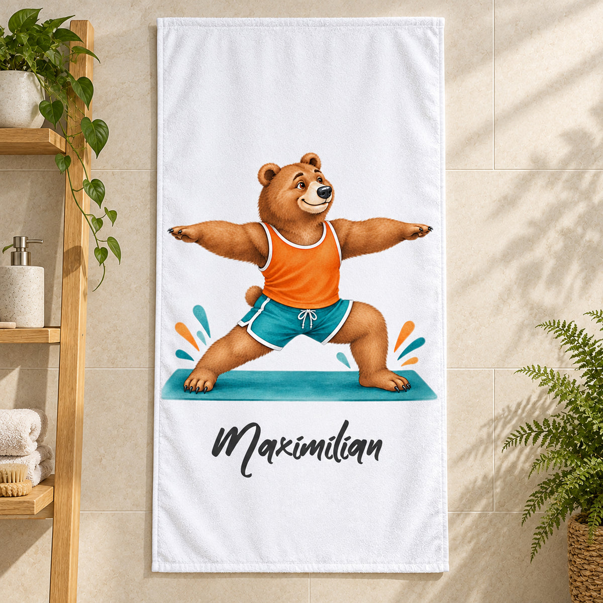 Personalisiertes Handtuch mit Yoga-Bär und Wunschname – Ansicht 2