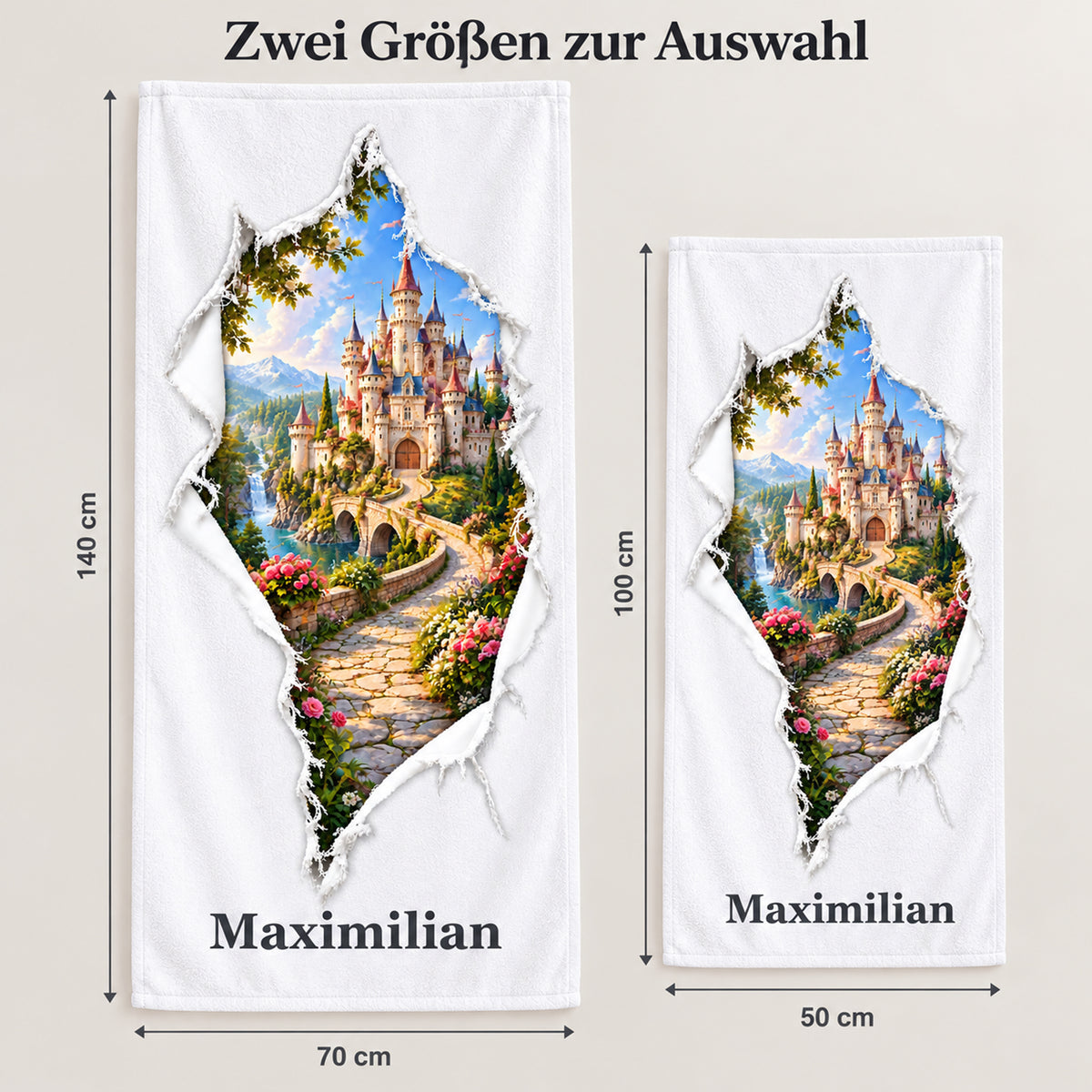 Zwei Größen des Handtuchs mit Märchenschloss-Motiv im Vergleich: 70 × 140 cm und 50 × 100 cm.