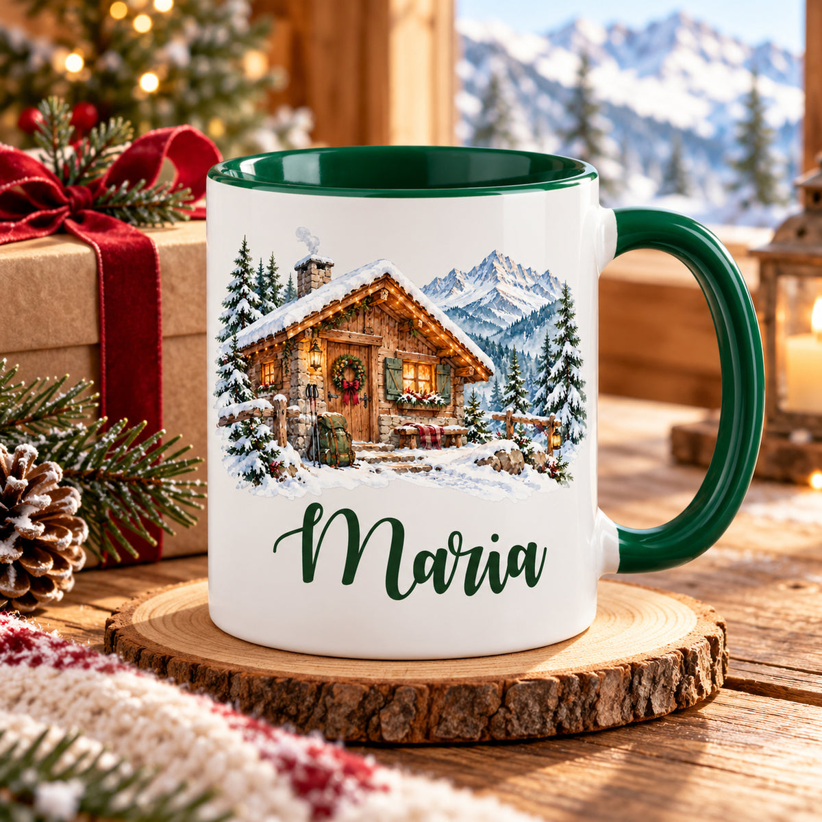 Namenstasse neben Weihnachtsdekoration: weihnachtliche Berghütte.