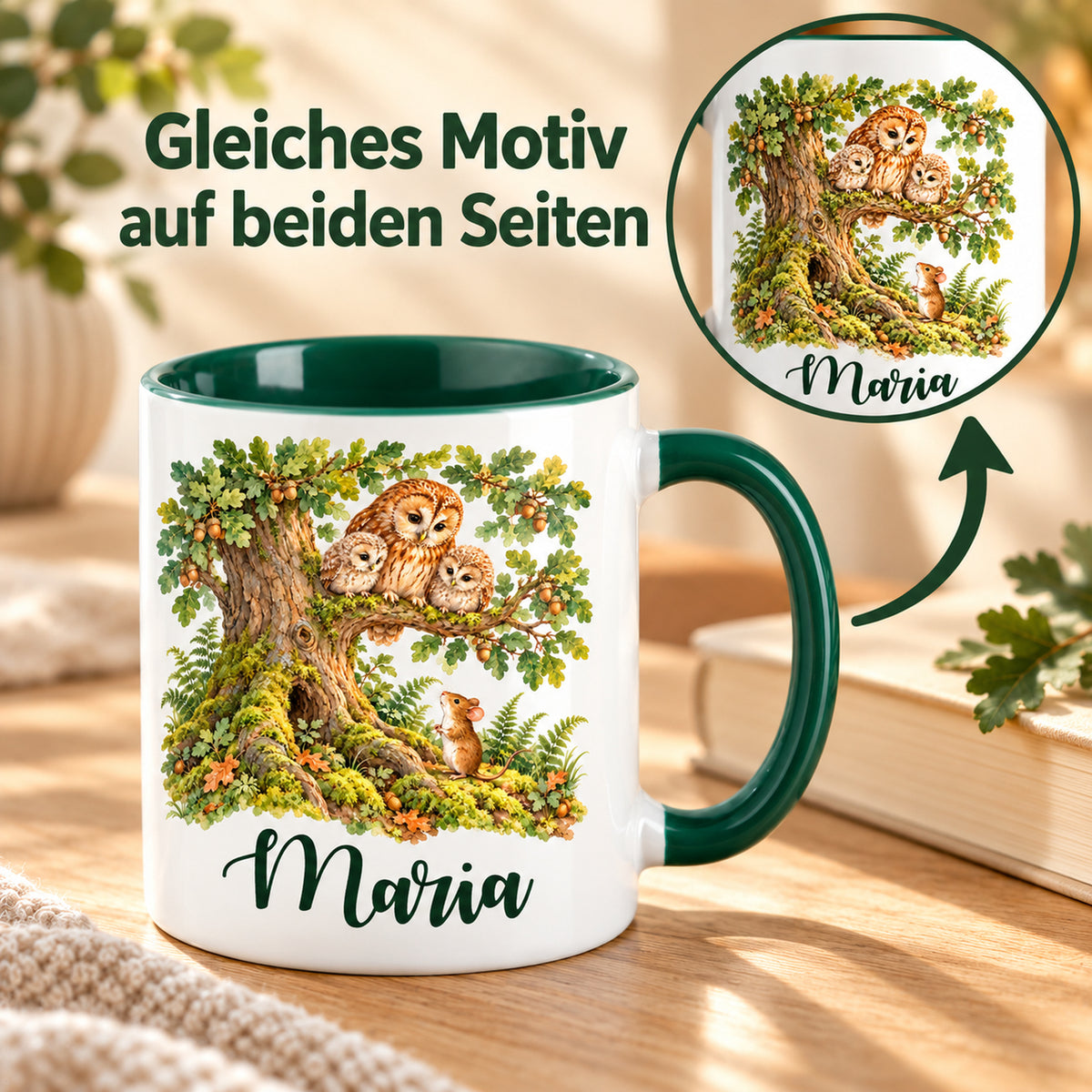 Tasse mit Eulenfamilie und Maus und rundem Motivdetail; Hinweis auf dasselbe Motiv auf beiden Seiten.