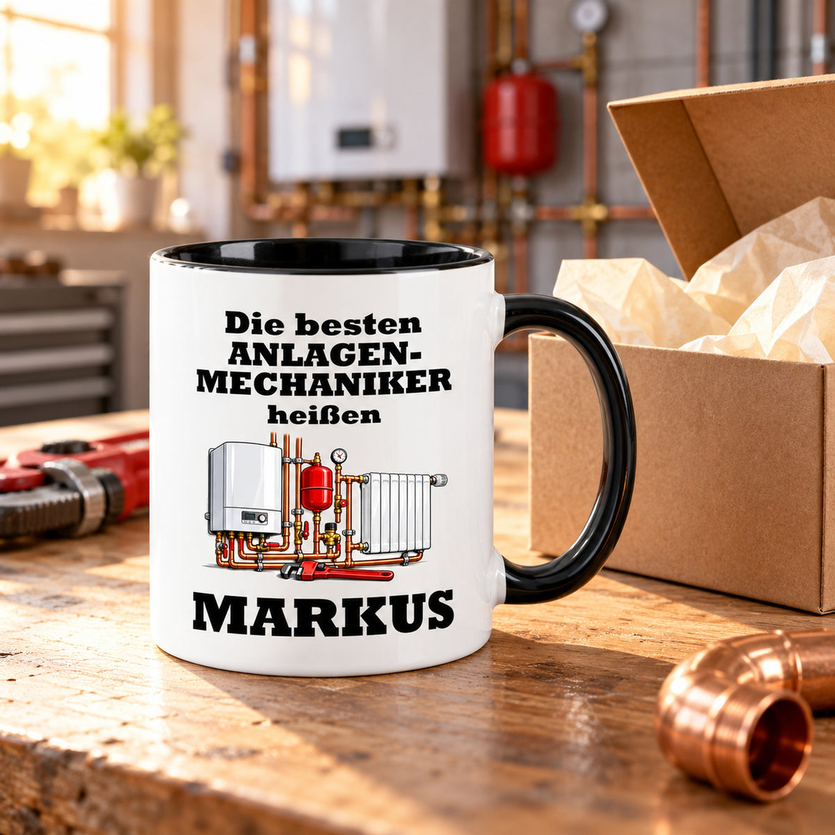 Anlagenmechaniker-Tasse als Geschenkidee mit dekorativer Geschenkverpackung; die Verpackung ist nicht enthalten.