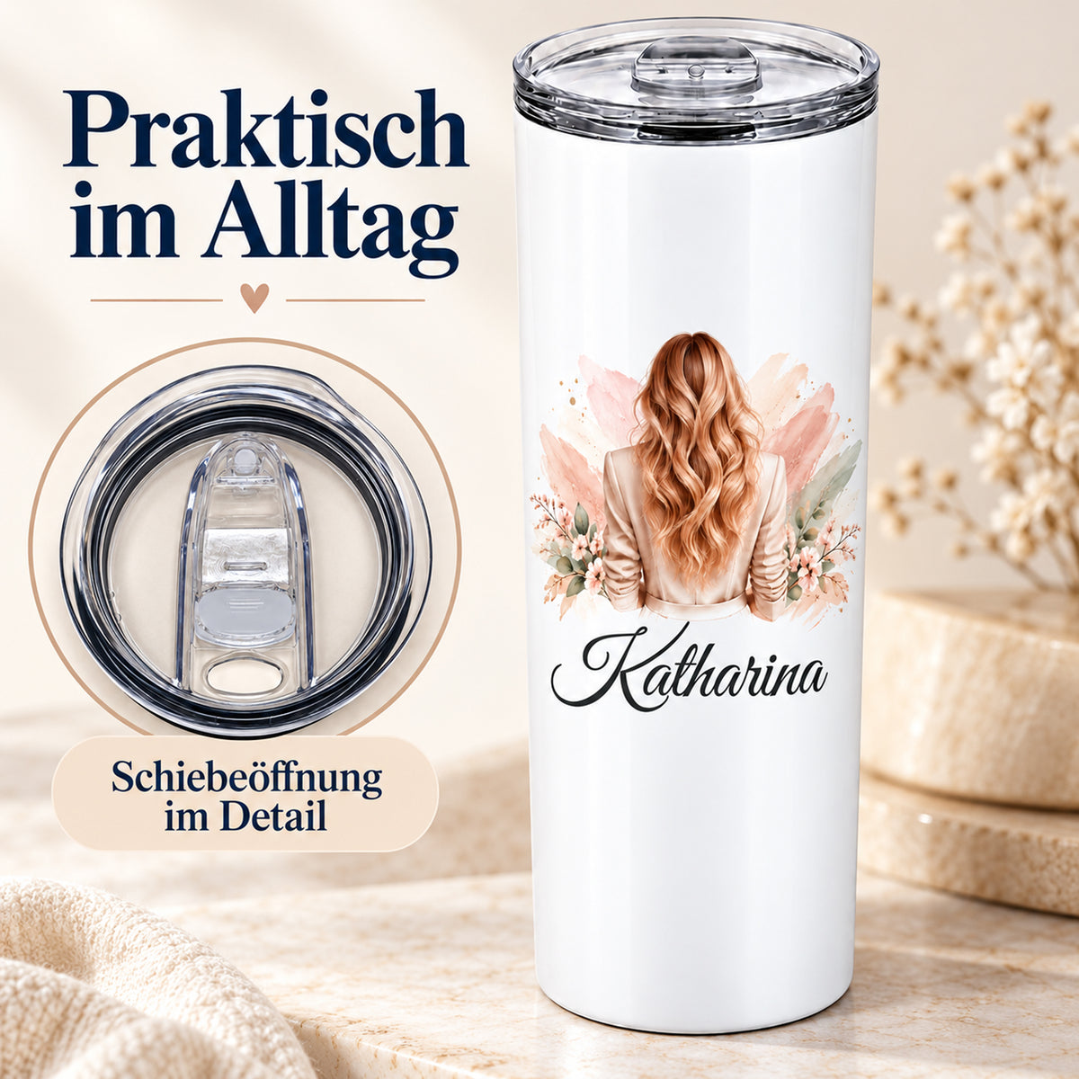 Weißer Thermobecher mit Frauenmotiv und grafisch vergrößerter Detailansicht des transparenten Deckels mit verschiebbarer Trinköffnung.