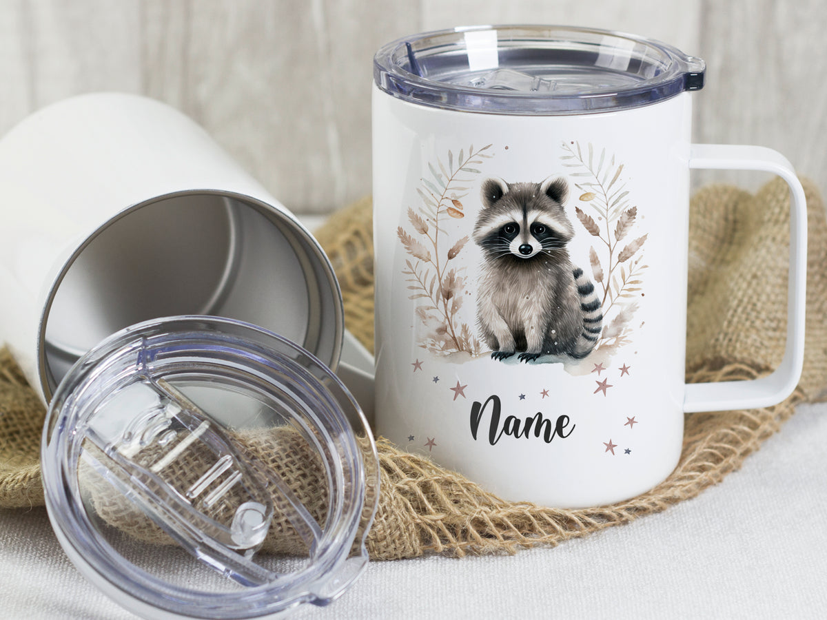 Tasse mit Waschbär-Design und personalisiertem Namen.
