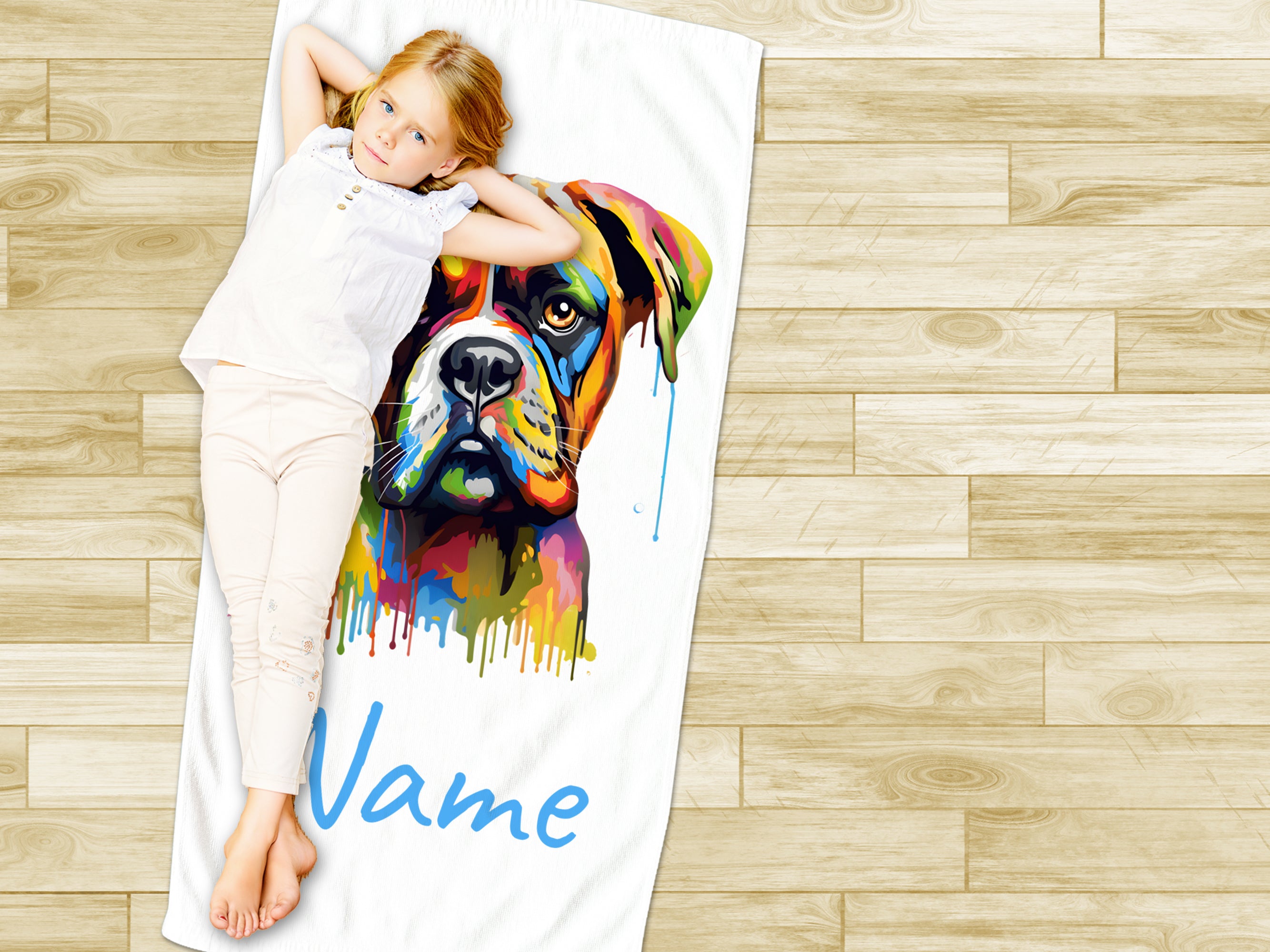 Buntes Handtuch mit Boxer-Hund und personalisiertem Namen.