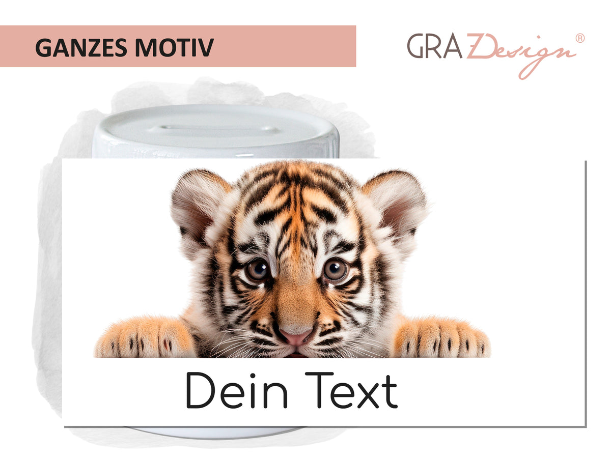 Tigerjunges mit süßem Gesicht auf weißem Hintergrund.