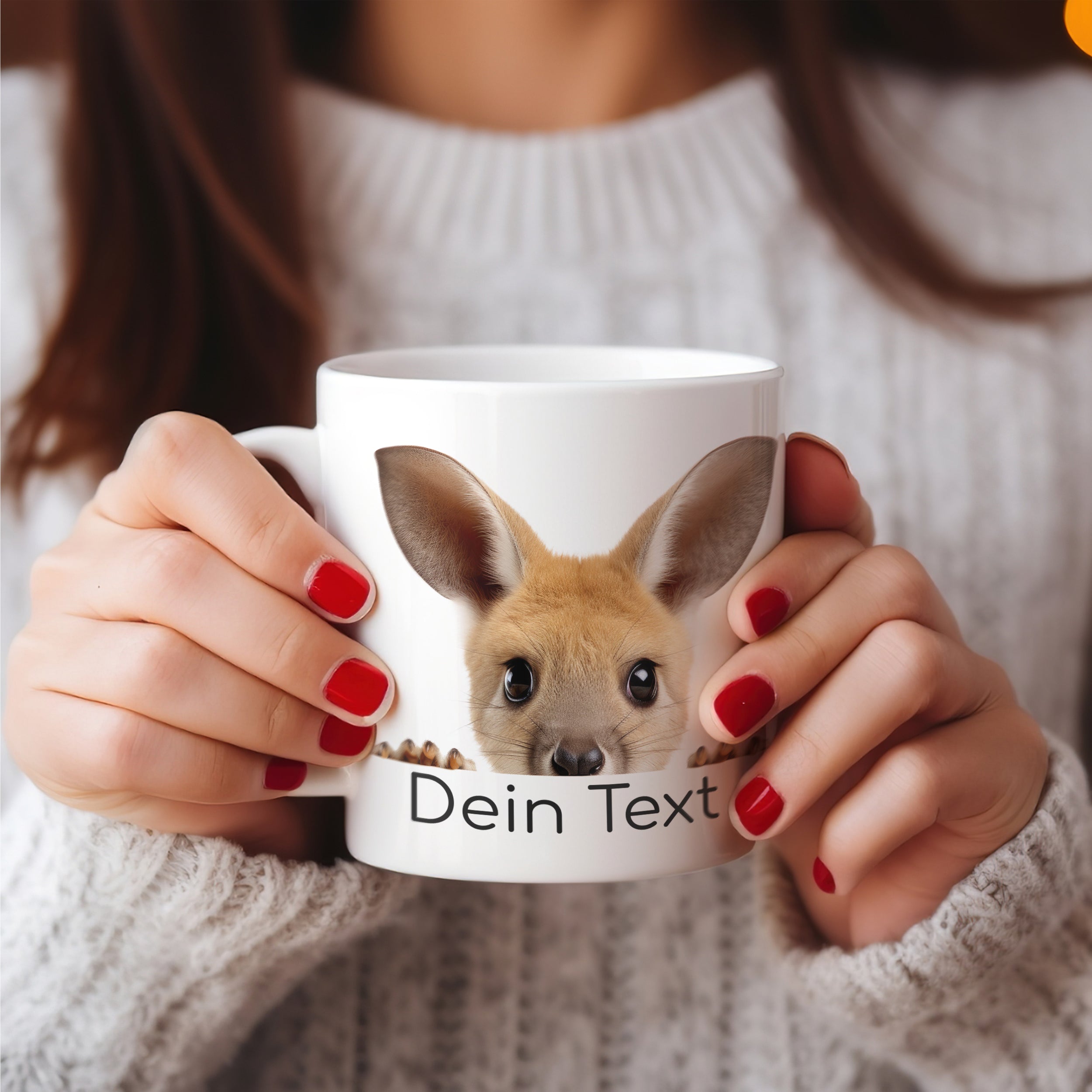Tasse mit Kaninchenmotiv und personalisiertem Text.