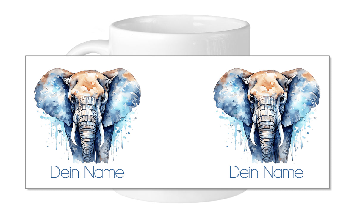 Tasse mit blauer Elefantenillustration und personalisiertem Text.