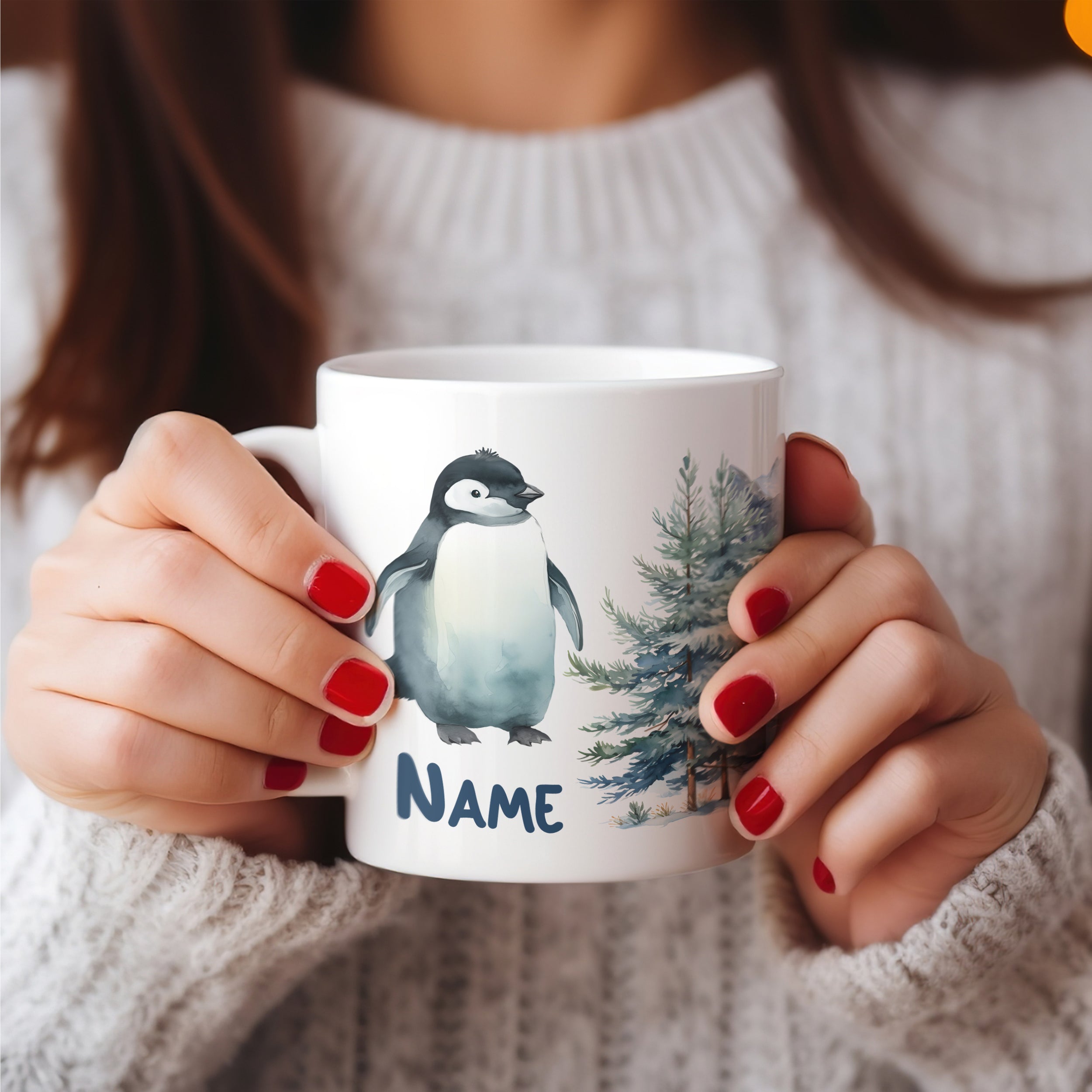 Kaffeetasse mit Pinguin und Baum, personalisierbar.