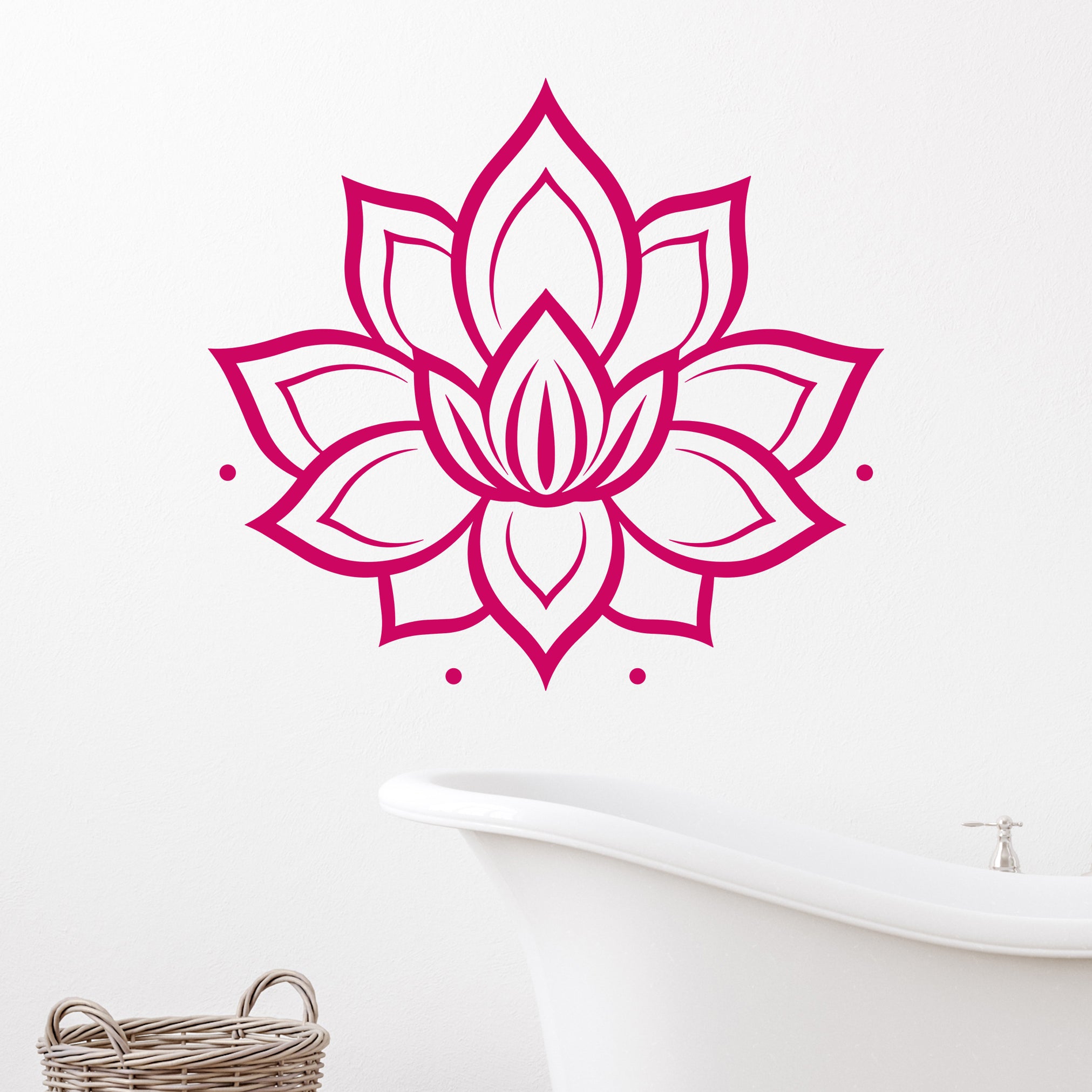 Wandtattoo mit rosa Lotusblüte im Badezimmer