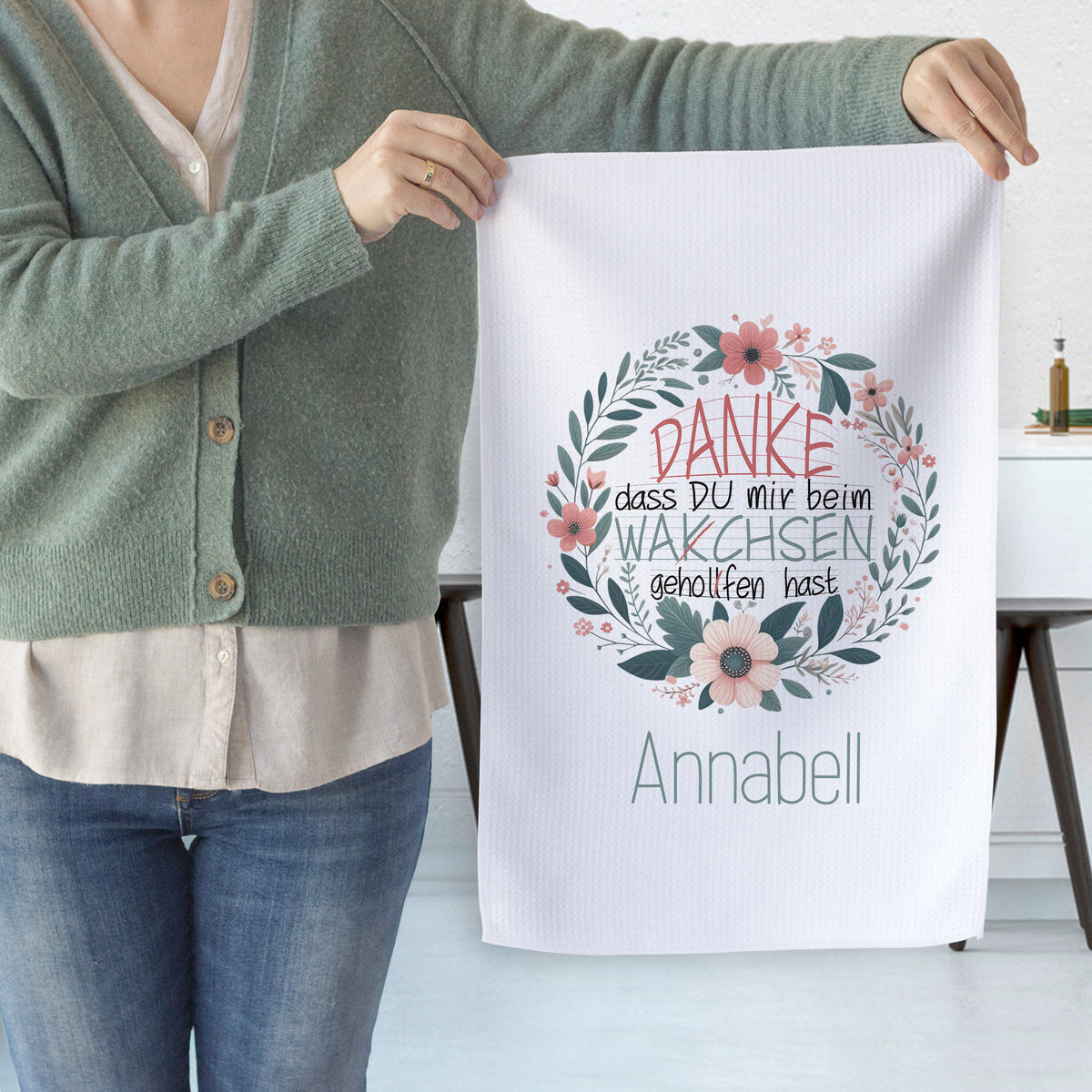 Dankeschön-Tuch mit Blumenmotiv und personalisiertem Namen Annabell.