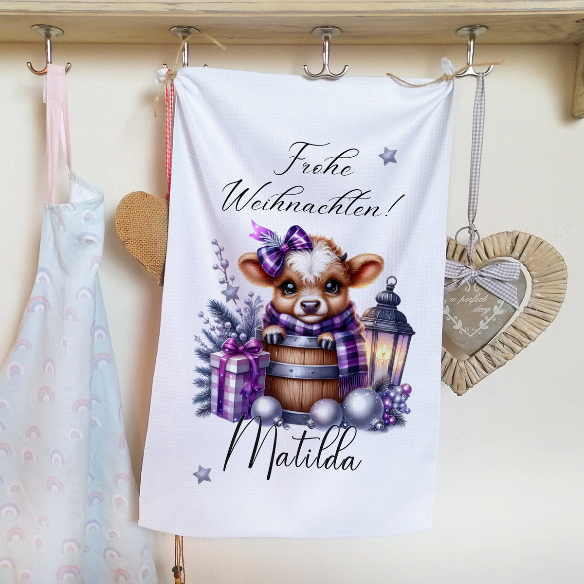 Handtuch mit Weihnachtsmotiv, niedliches Tier, lila und grau.