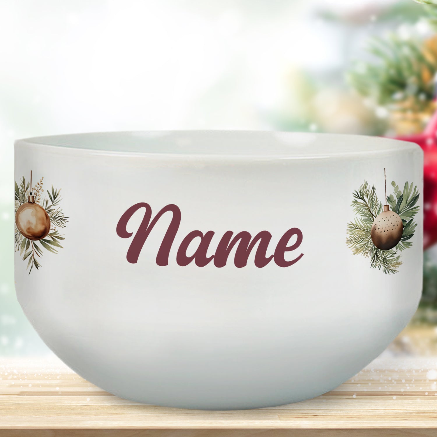 Personalisierte, weiße Schüssel mit Weihnachtsdekor und Namen.