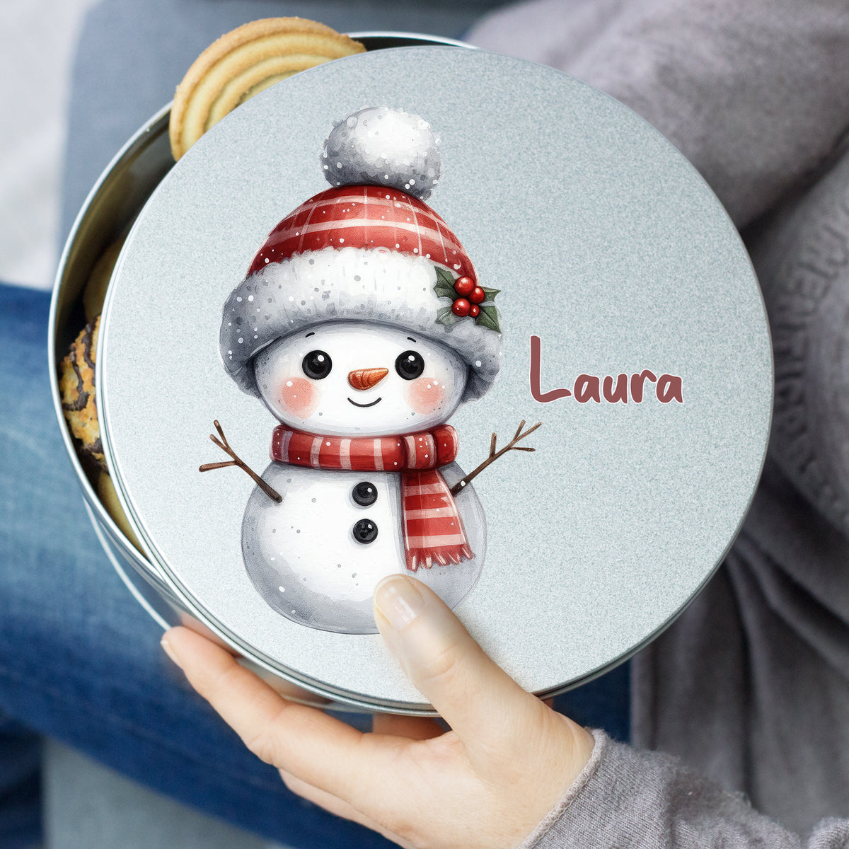 Kekse Dose mit Schneemann-Design und personalisiertem Namen.
