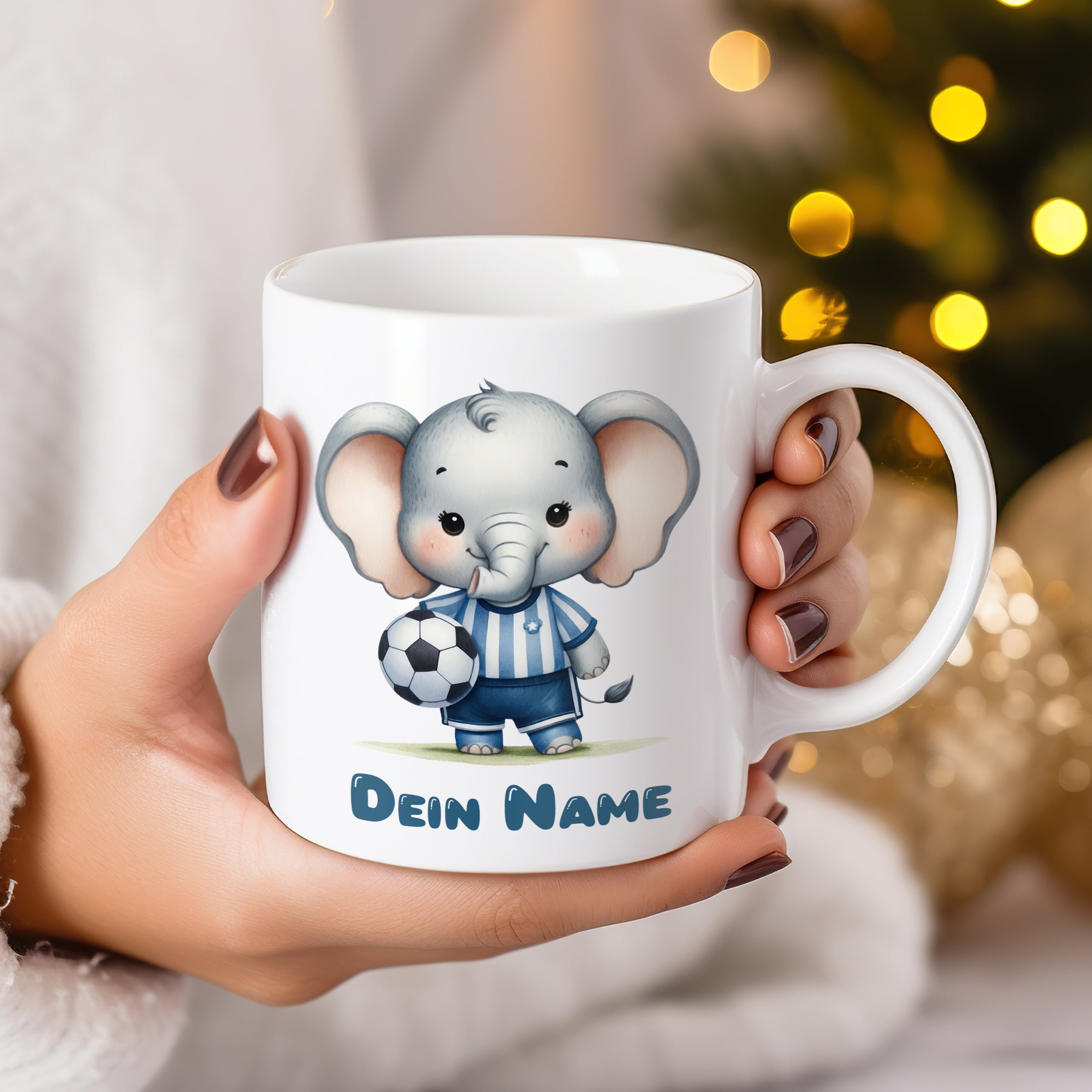 Tasse mit Elefant, Fußball und personalisiertem Namen.