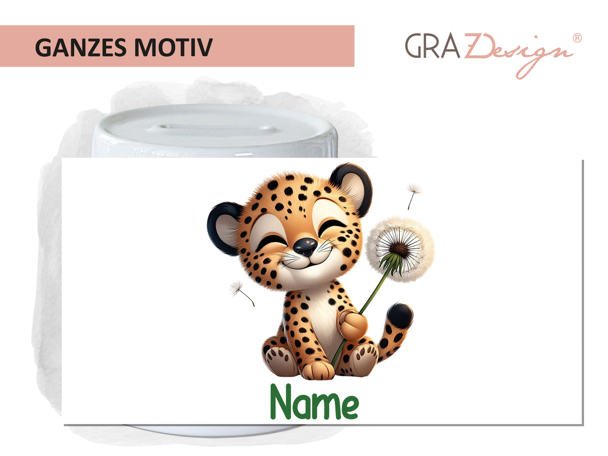 Lustiger Leopard mit Pusteblume und Name in Grün.