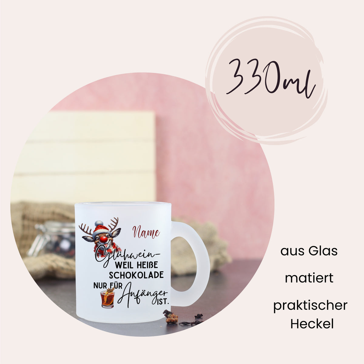 Weißer Kaffeebecher mit Weihnachtsmotiv, 330ml, aus Glas.