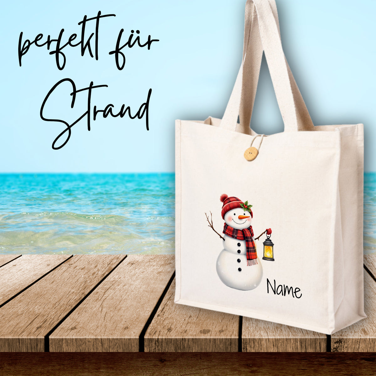 Beige Strandtasche mit Schneemann-Motiv und personalisierbarem Namen.
