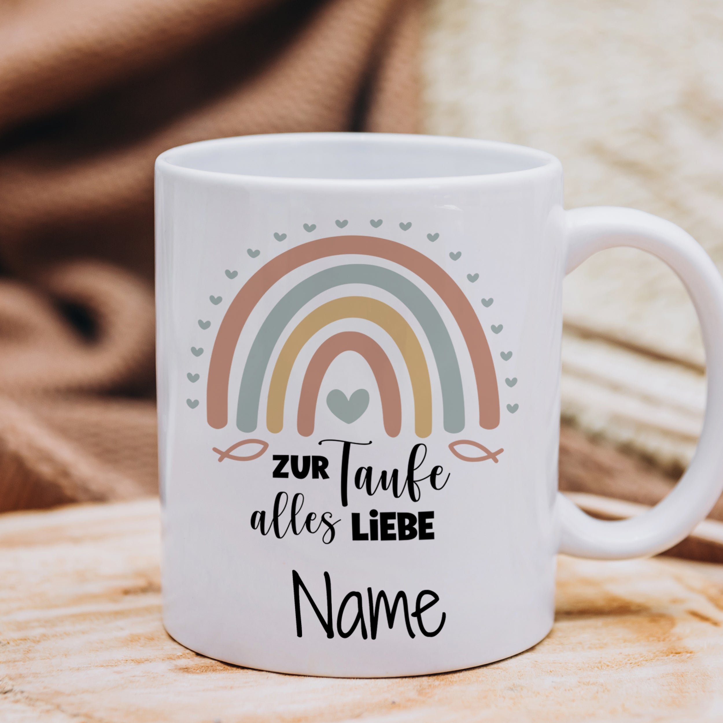 Tasse mit Regenbogen und personalisierbarem Text zur Taufe