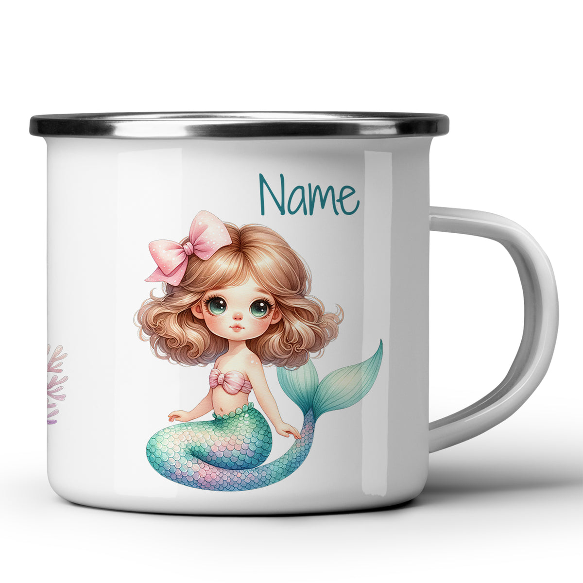 Tasse mit Meerjungfrau-Design und personalisierbarem Namen.