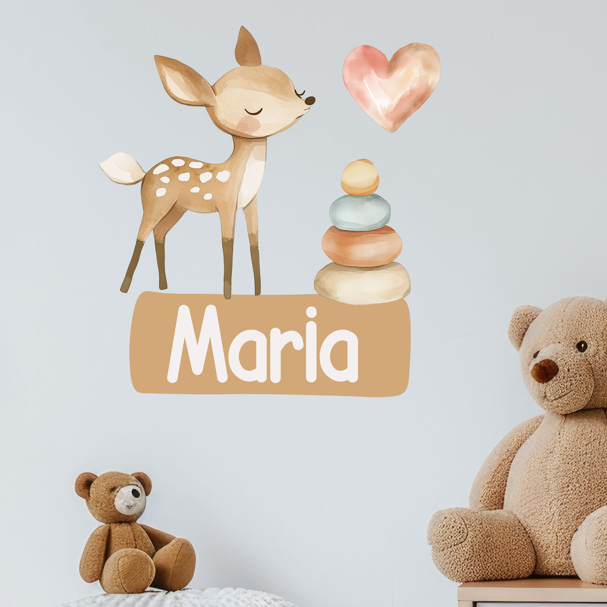 Hirsch mit Herz und bunten Steinen, personalisiert mit "Maria".