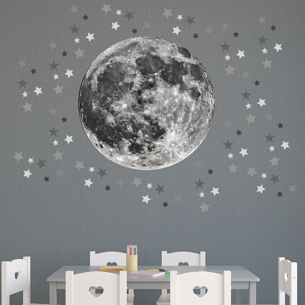 Wandtattoo Mond mit Sternen an grauer Kinderzimmerwand