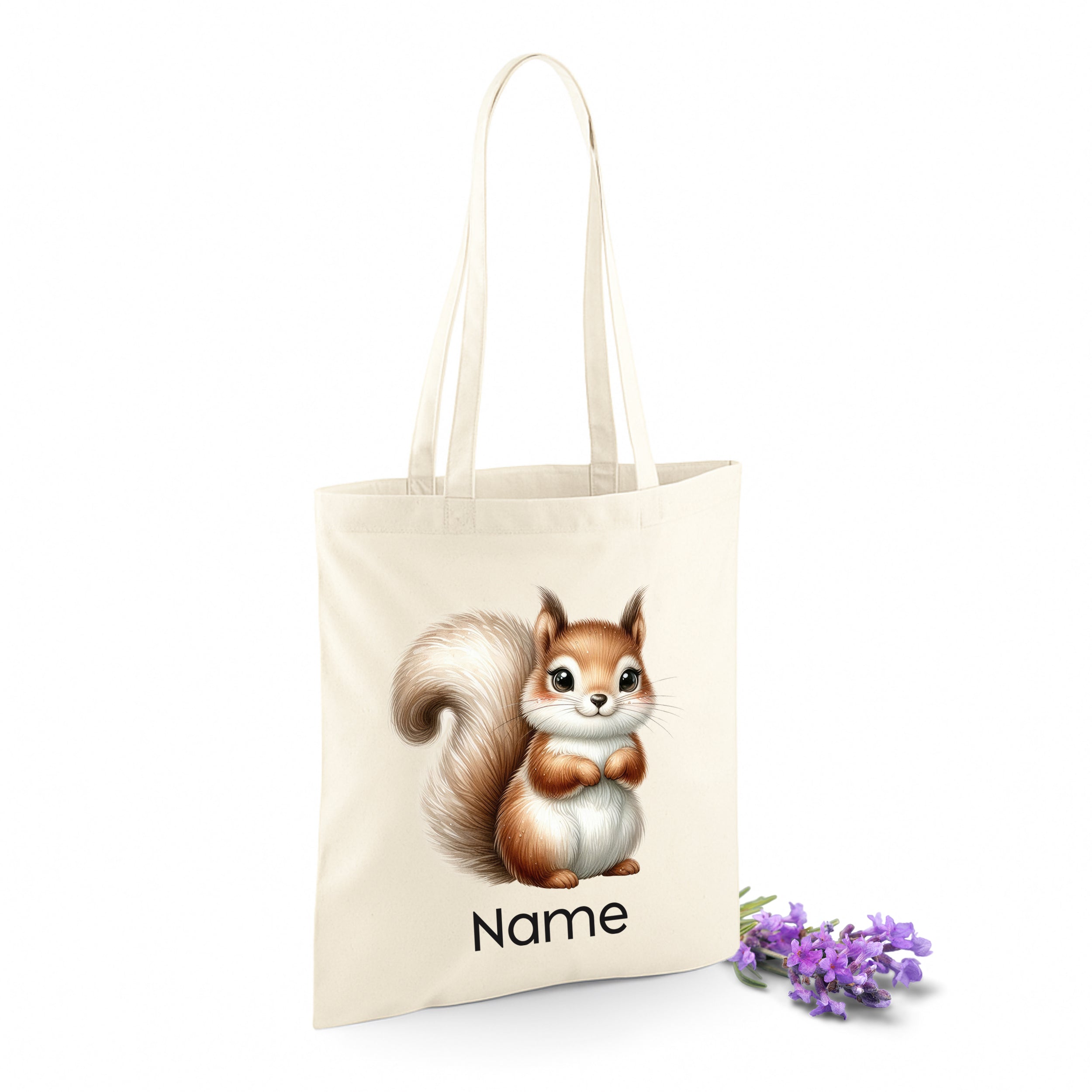 Beige Stofftasche mit niedlichem Eichhörnchen und Platz für Namen.