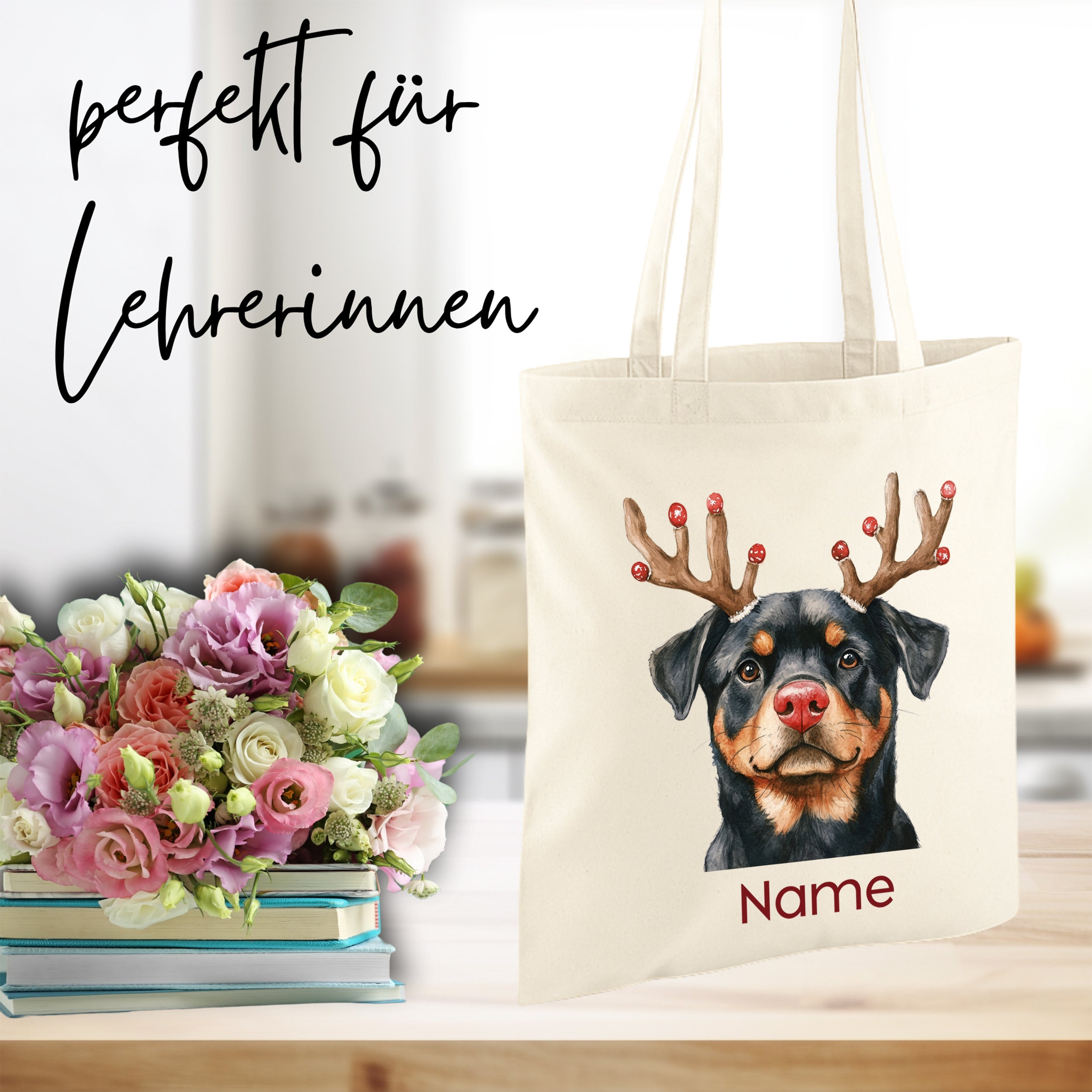 Beige Tragetasche mit Rottweiler und Weihnachtsgeweih.