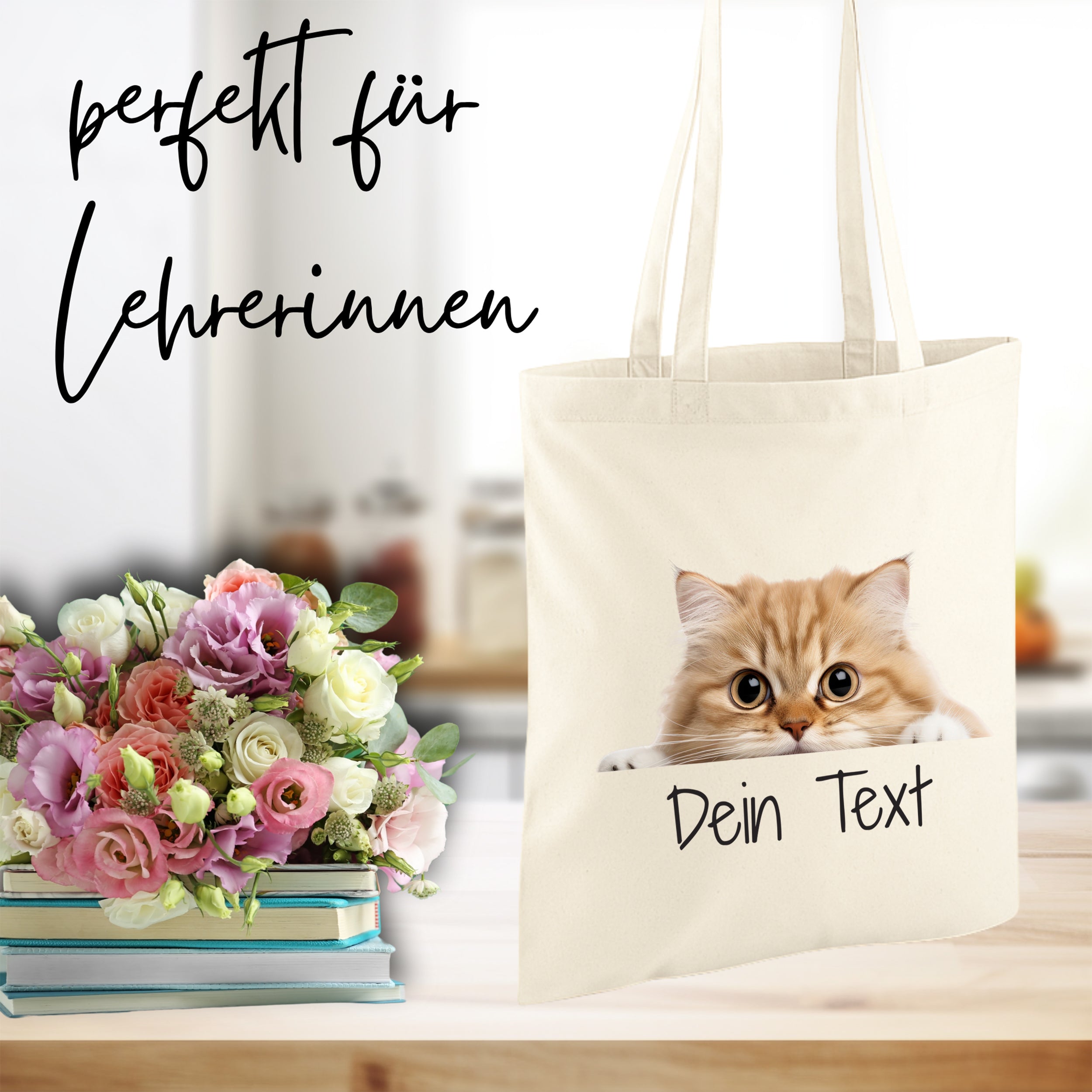 Beige Tasche mit Katzenmotiv und personalisierbarem Text.