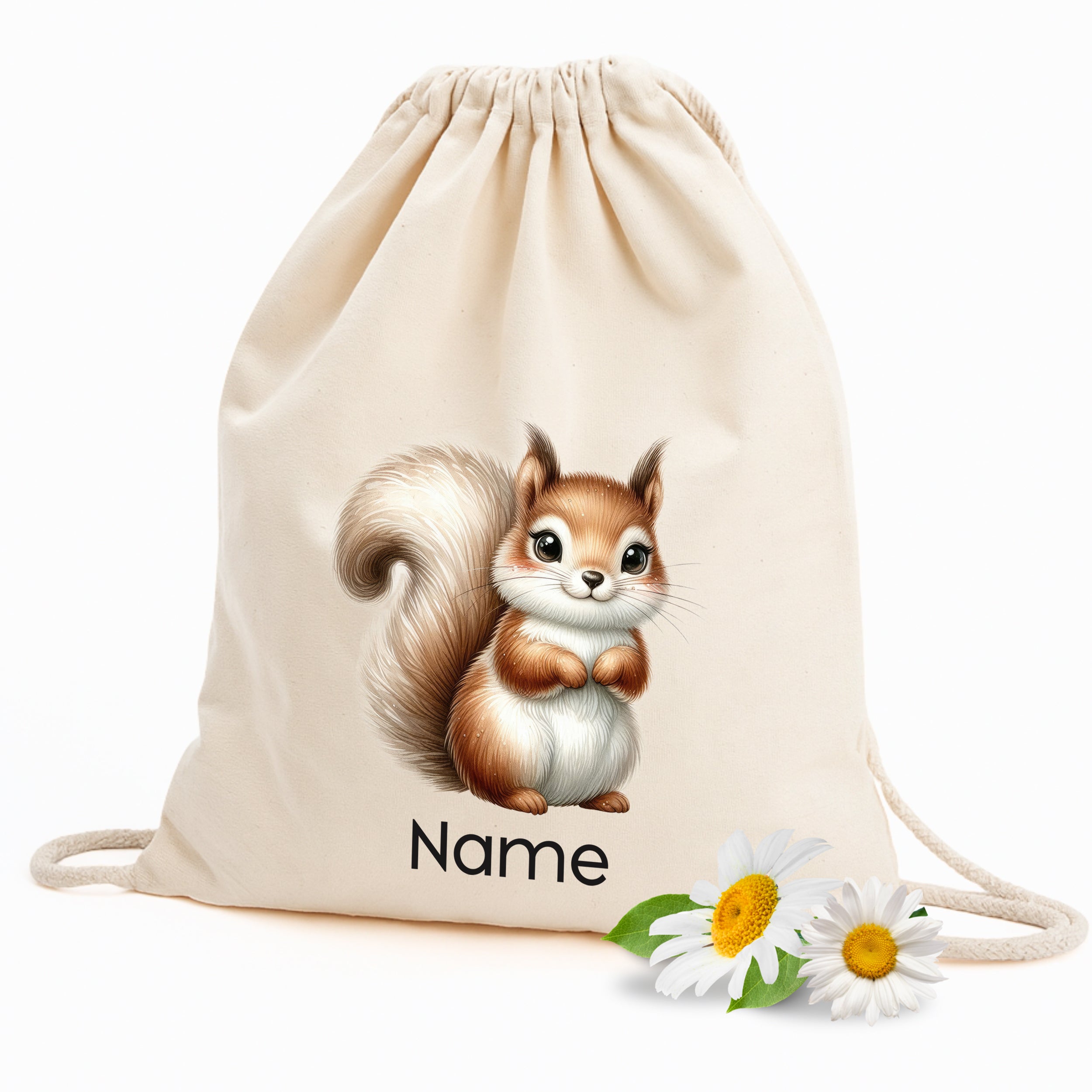 Beige Turnbeutel mit Eichhörnchen-Motiv und Namen.