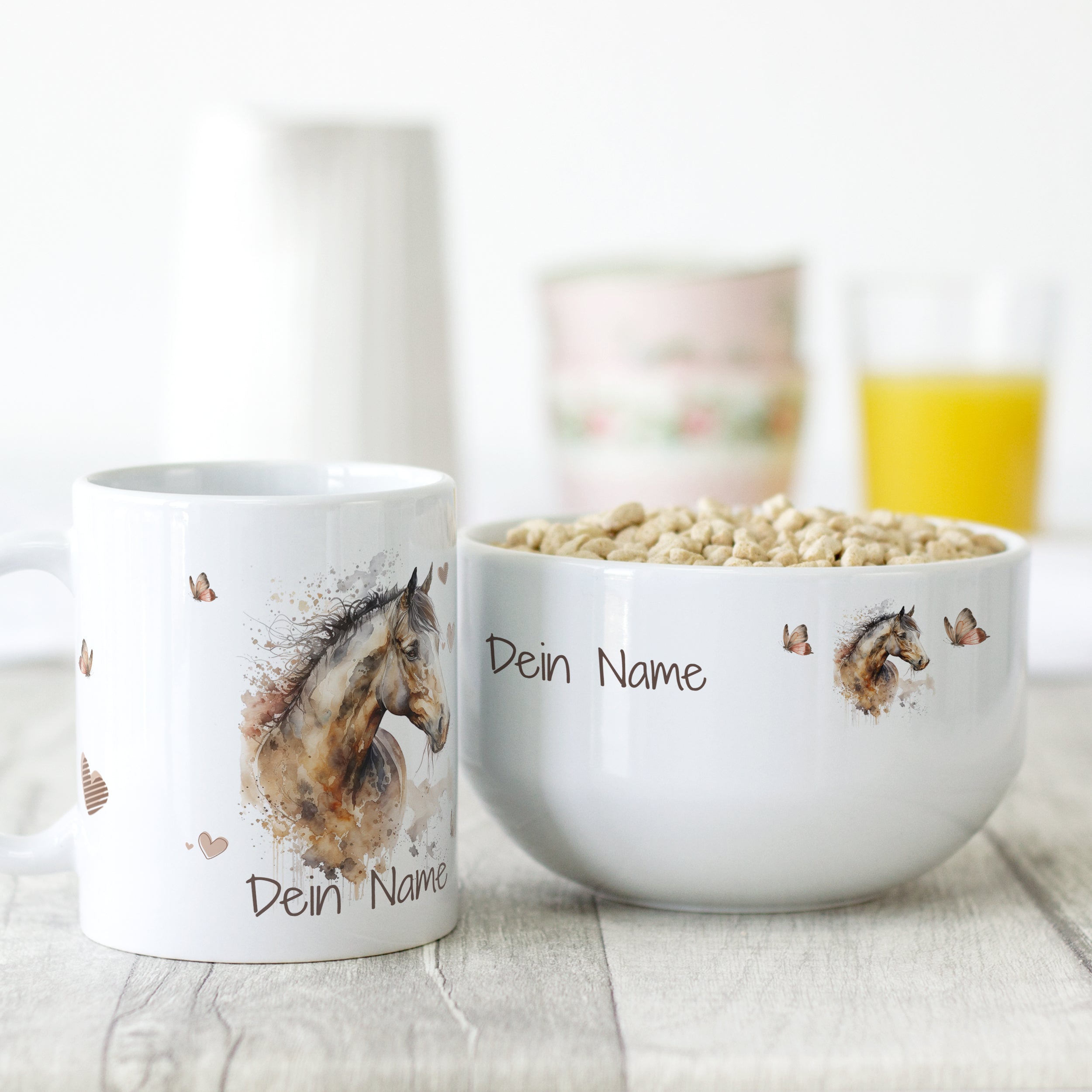 Personalisierte Tasse und Schüssel mit Pferdemotiv, weiß.