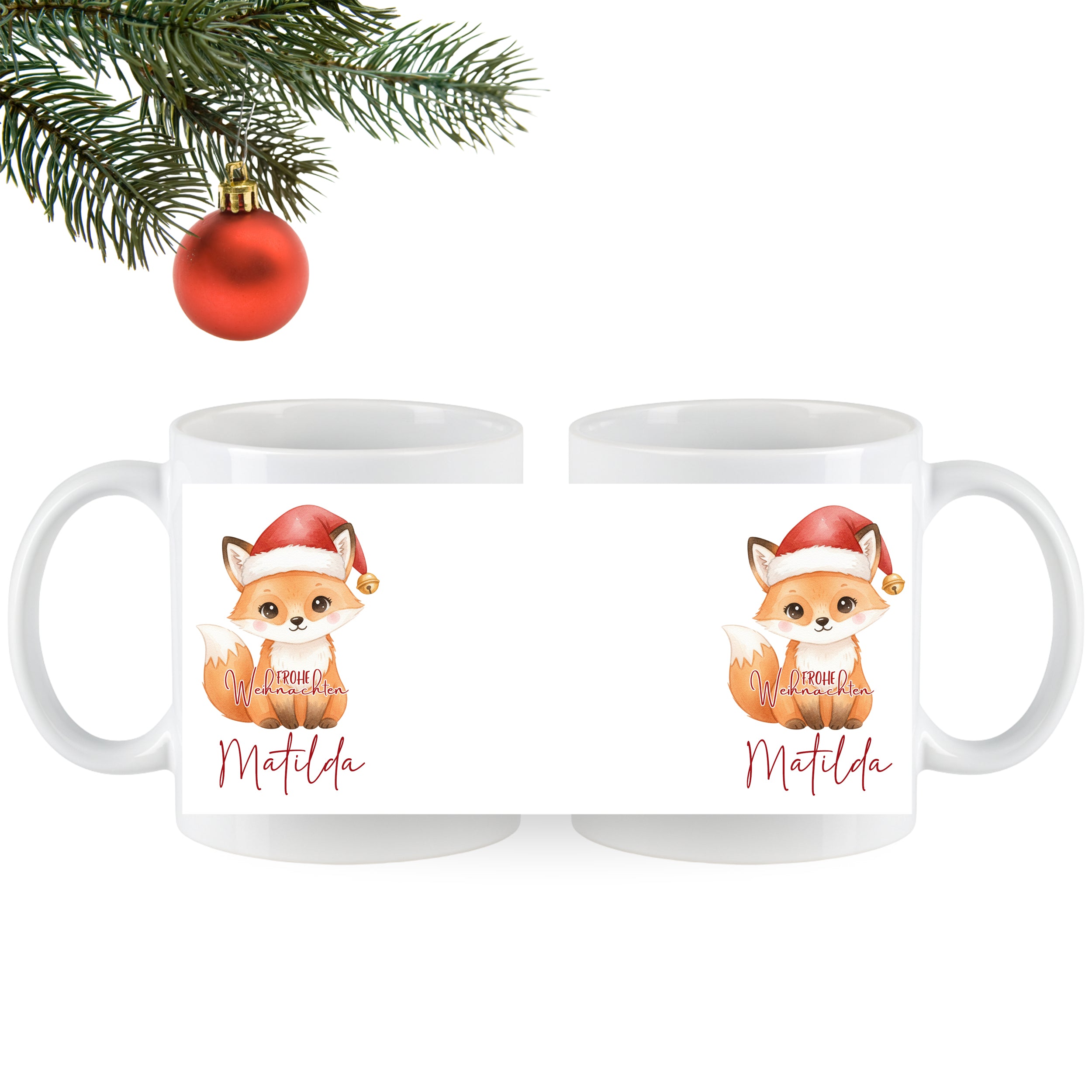 Weiße Tasse mit Fuchs-Motiv und Weihnachtsmütze.