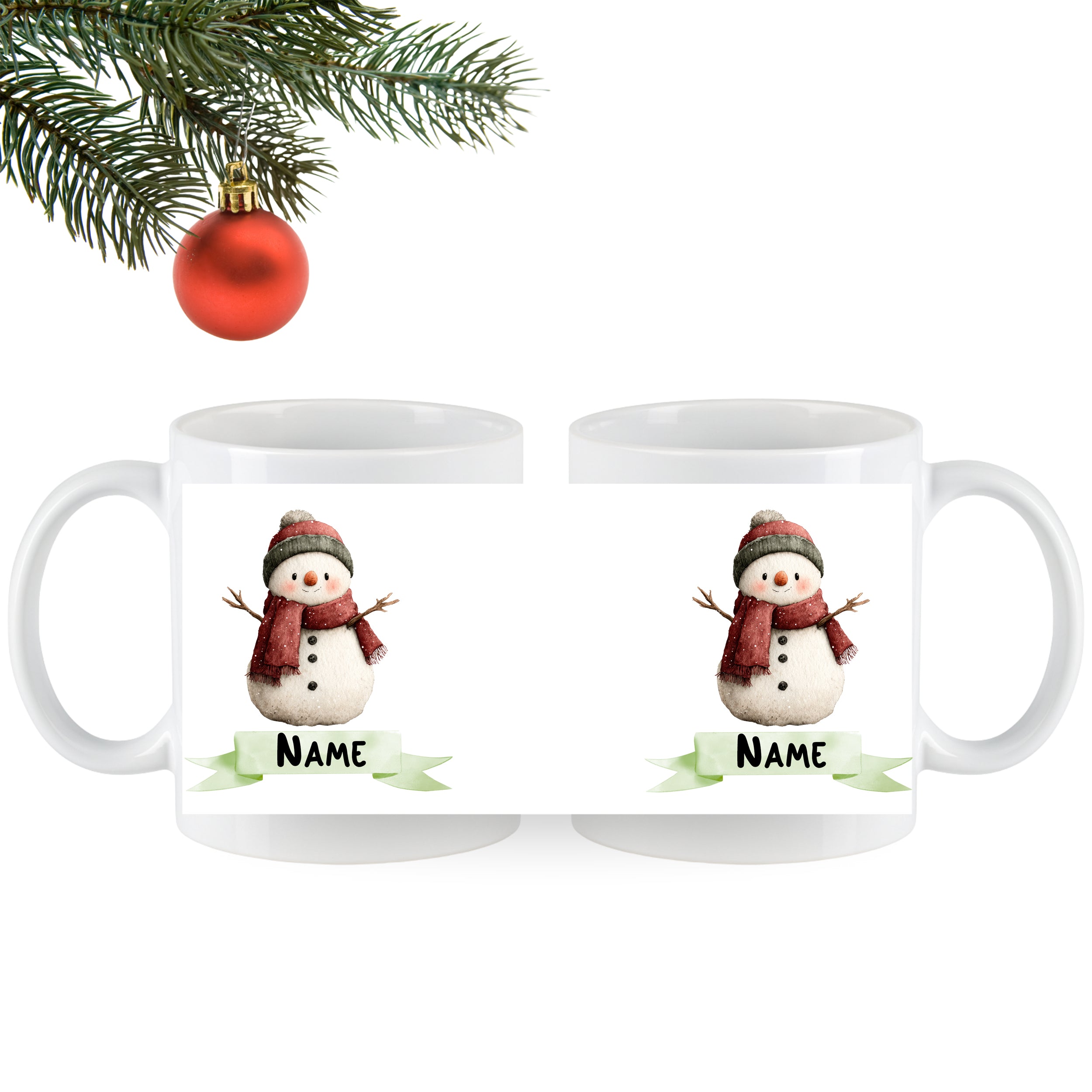 Weiße Tassen mit Schneemann-Motiv und personalisierbarem Namen.