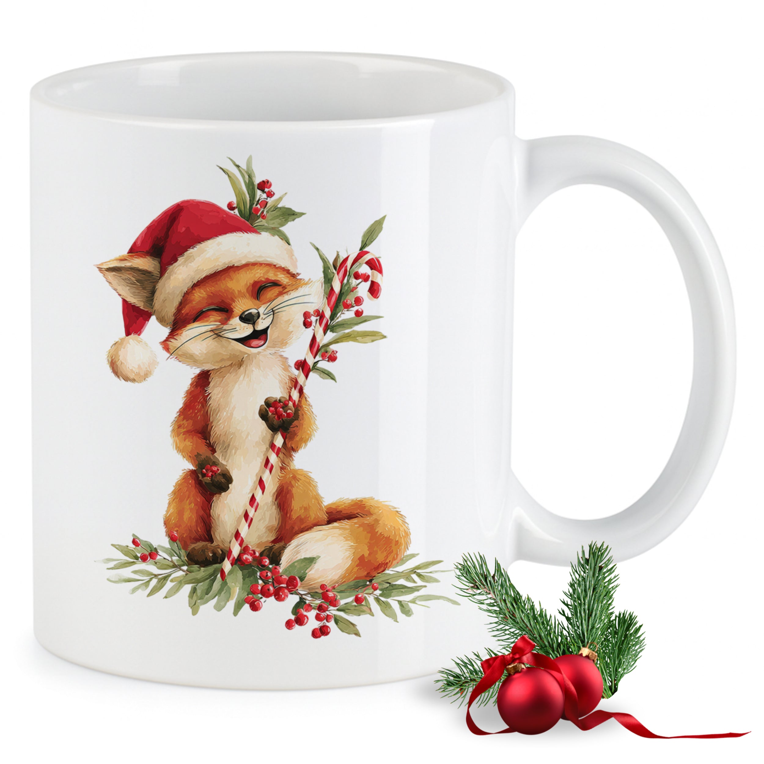 Weißer Becher mit fröhlichem Fuchs im Weihnachtsmann-Hut.