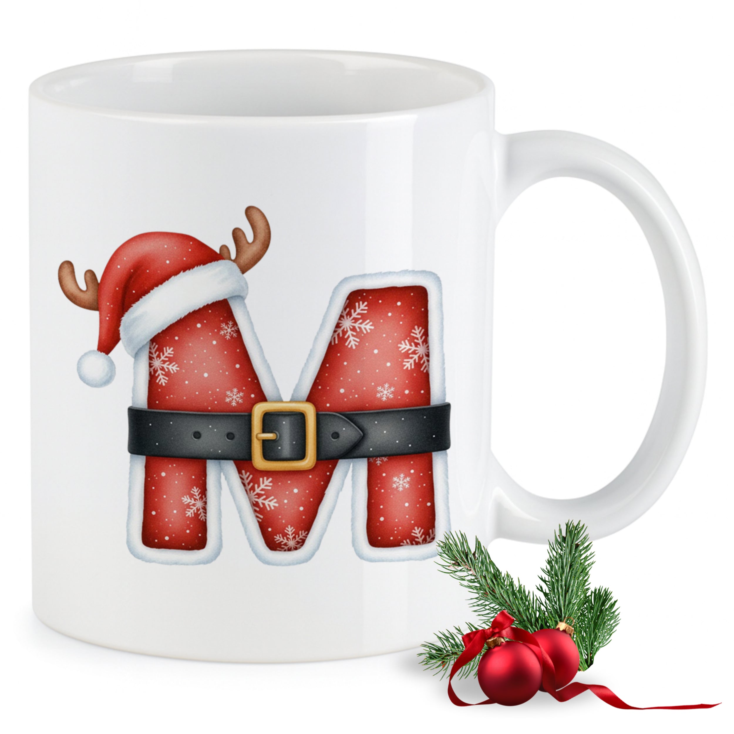 Weißer Weihnachtsbecher mit rotem „M“ und Rentiergeweih.