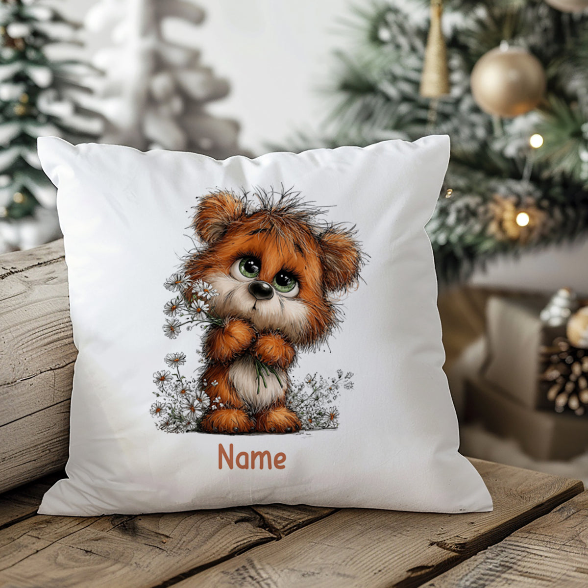 Kissenbezug mit Teddybärmotiv und Wunschname in winterlicher Wohnszene