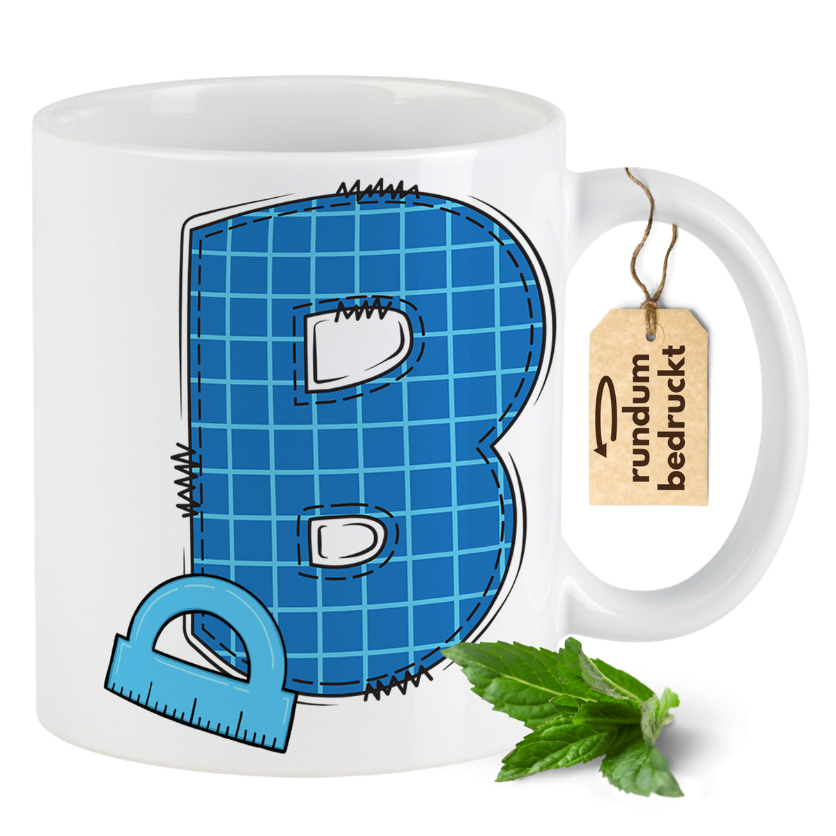 Weißer Becher mit blauer Buchstaben-B-Illustration und Lineal.