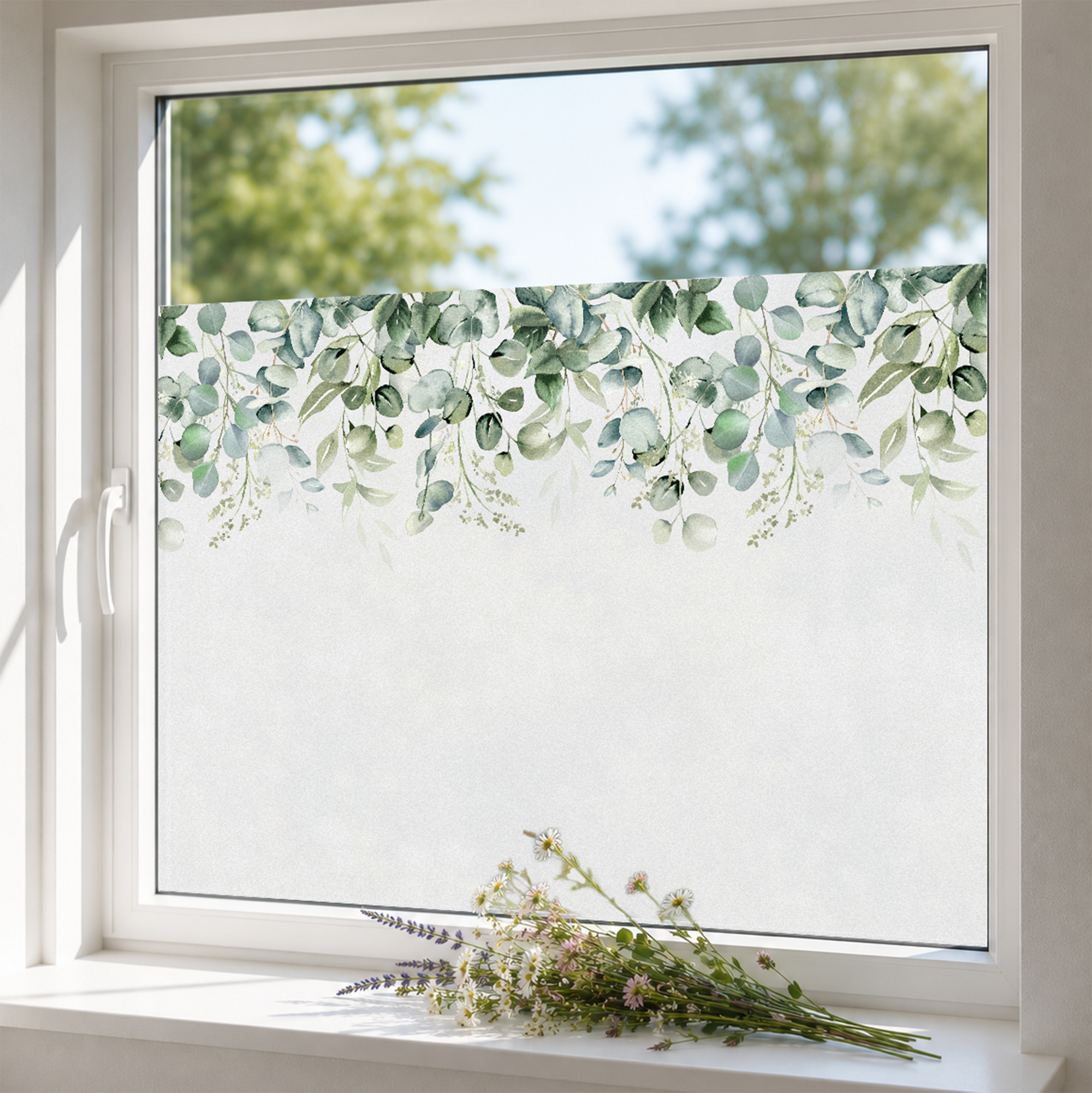 Fensterfolie mit grünem Eukalyptus-Muster und transparentem Hintergrund.