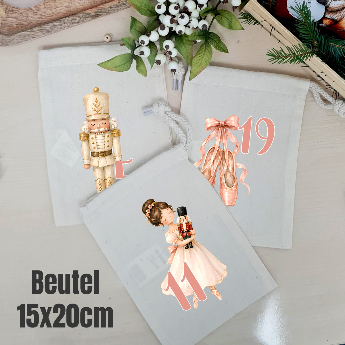 Naturfarbene Adventskalender-Beutel 15 × 20 cm mit Nussknacker- und Ballettmotiven