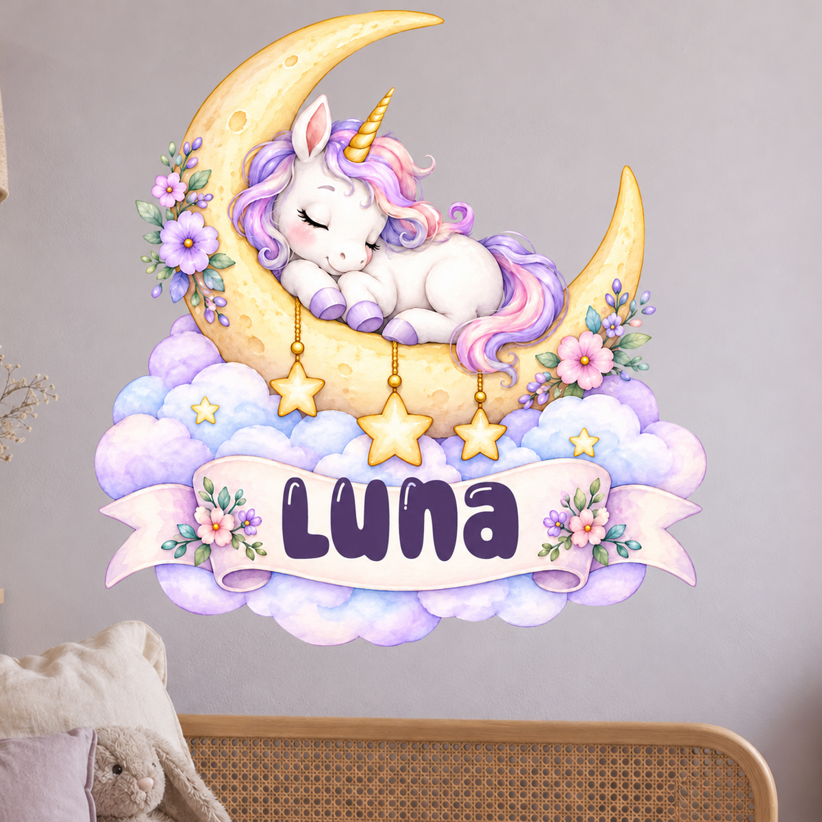 Personalisiertes Einhorn-Wandtattoo Mondträumchen mit Beispielname Luna: Wohnidee mit Wandtattoo auf freier Wandfläche.