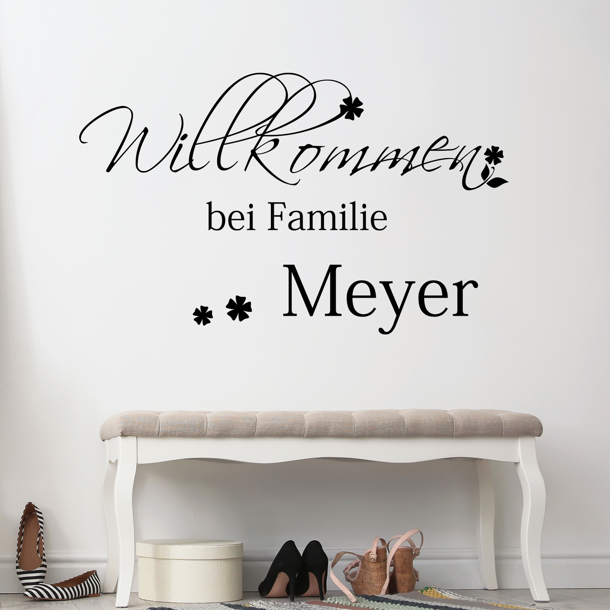 Wandtattoo in Schwarz: "Willkommen bei Familie Meyer"